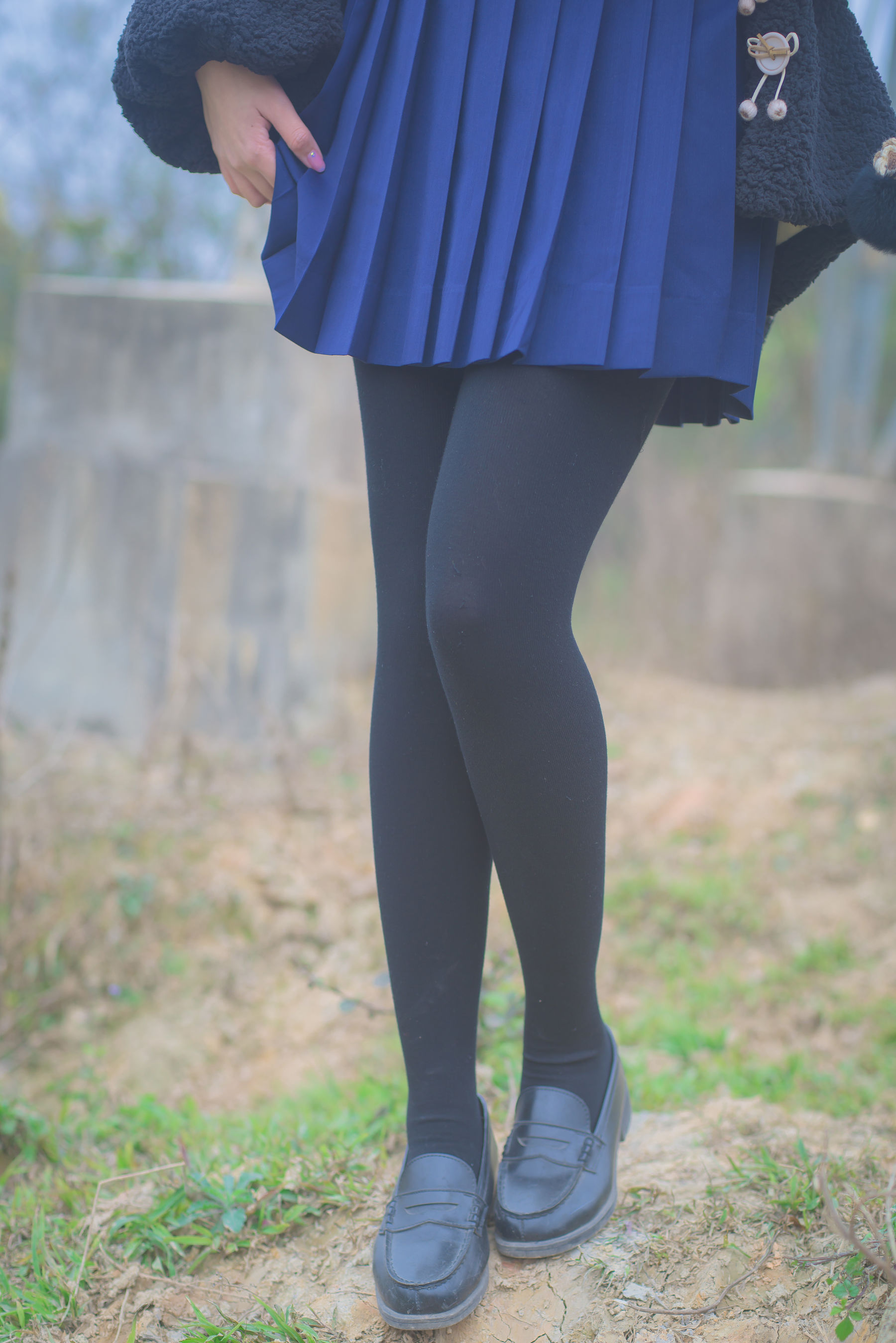 [Cosplay写真] 人气Coser二佐Nisa – 初春外拍 [9P]