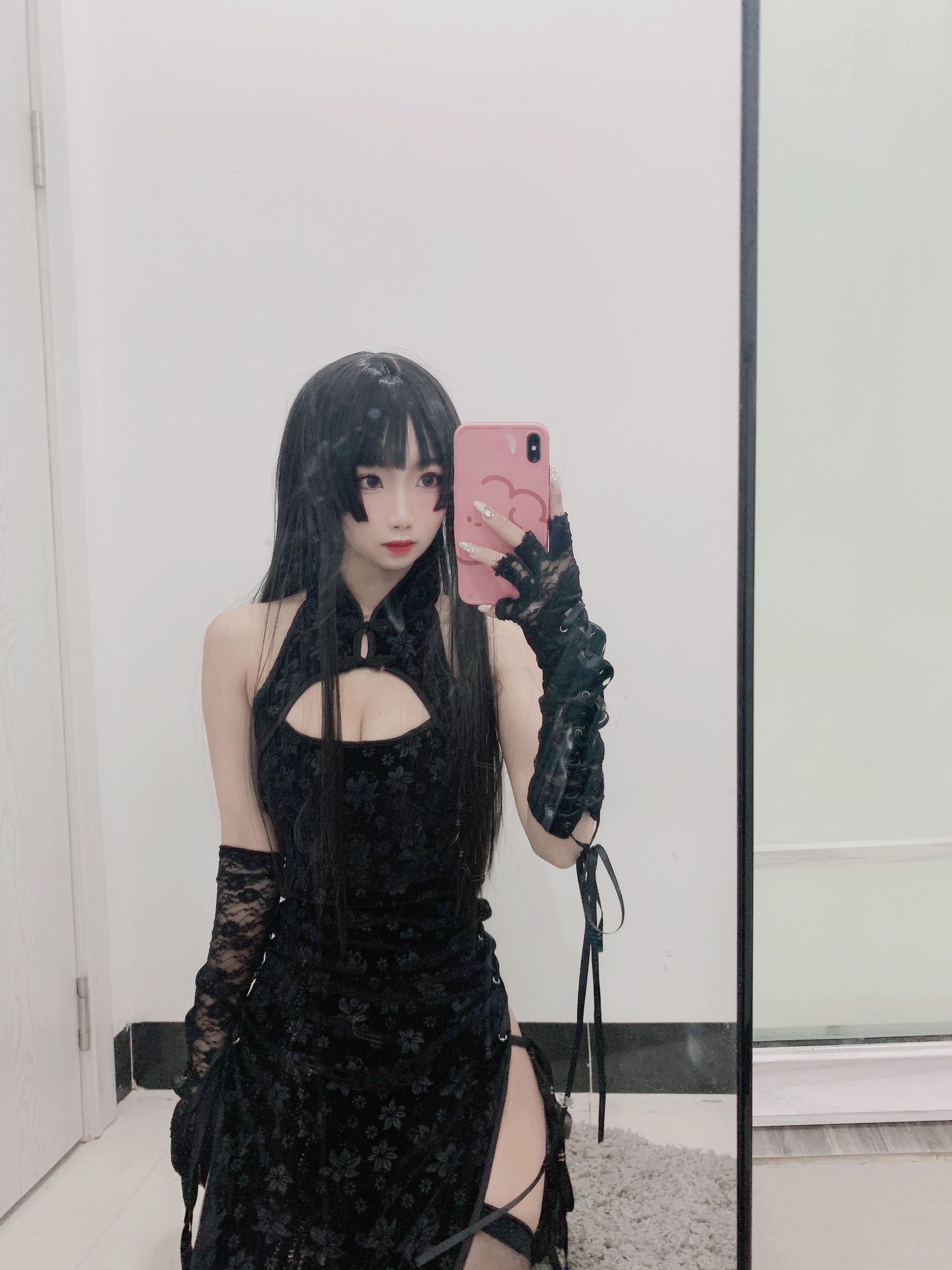 白嫩美少女鬼畜瑶 黑色旗袍 [70P]