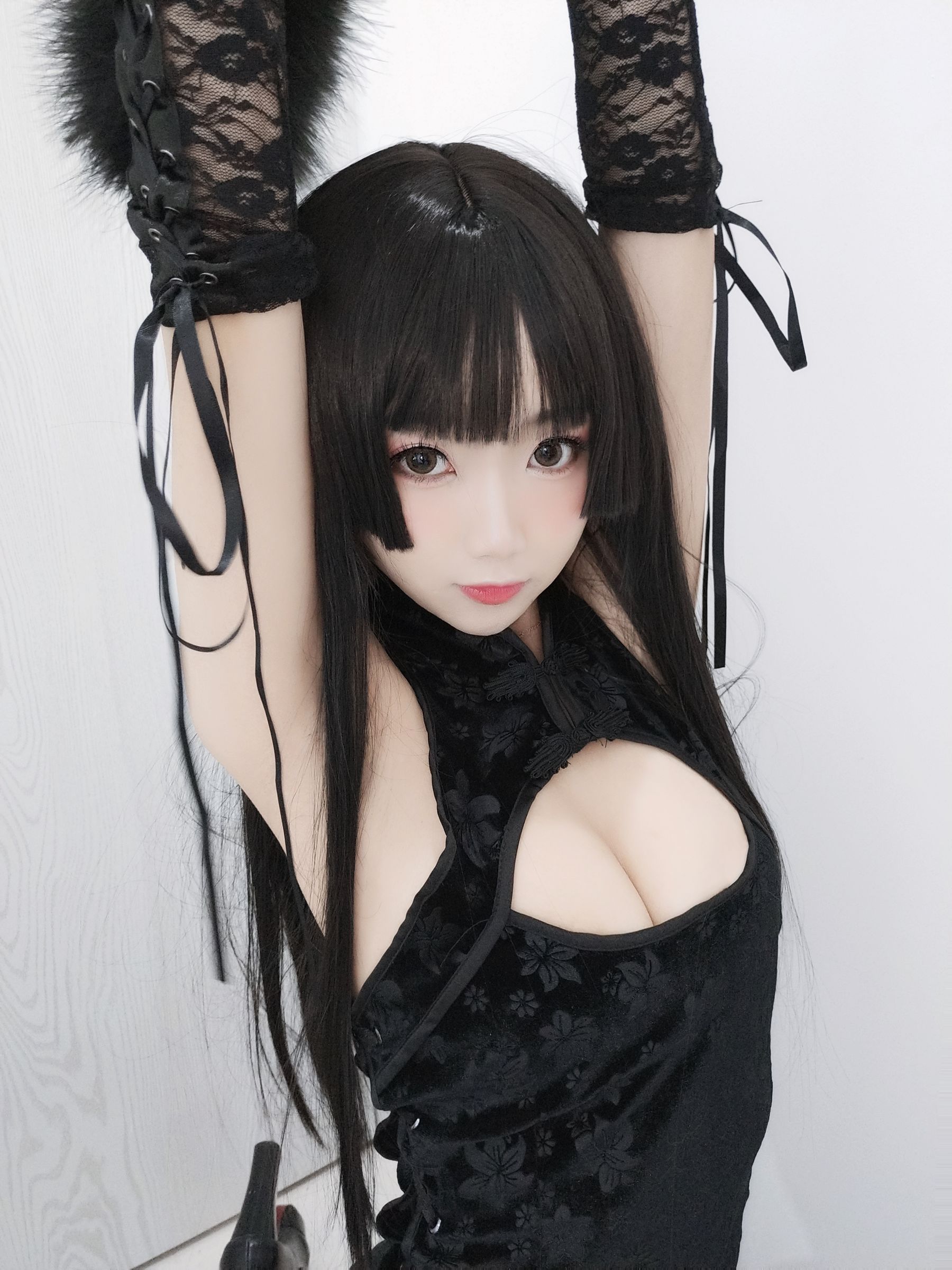 白嫩美少女鬼畜瑶 黑色旗袍 [70P]