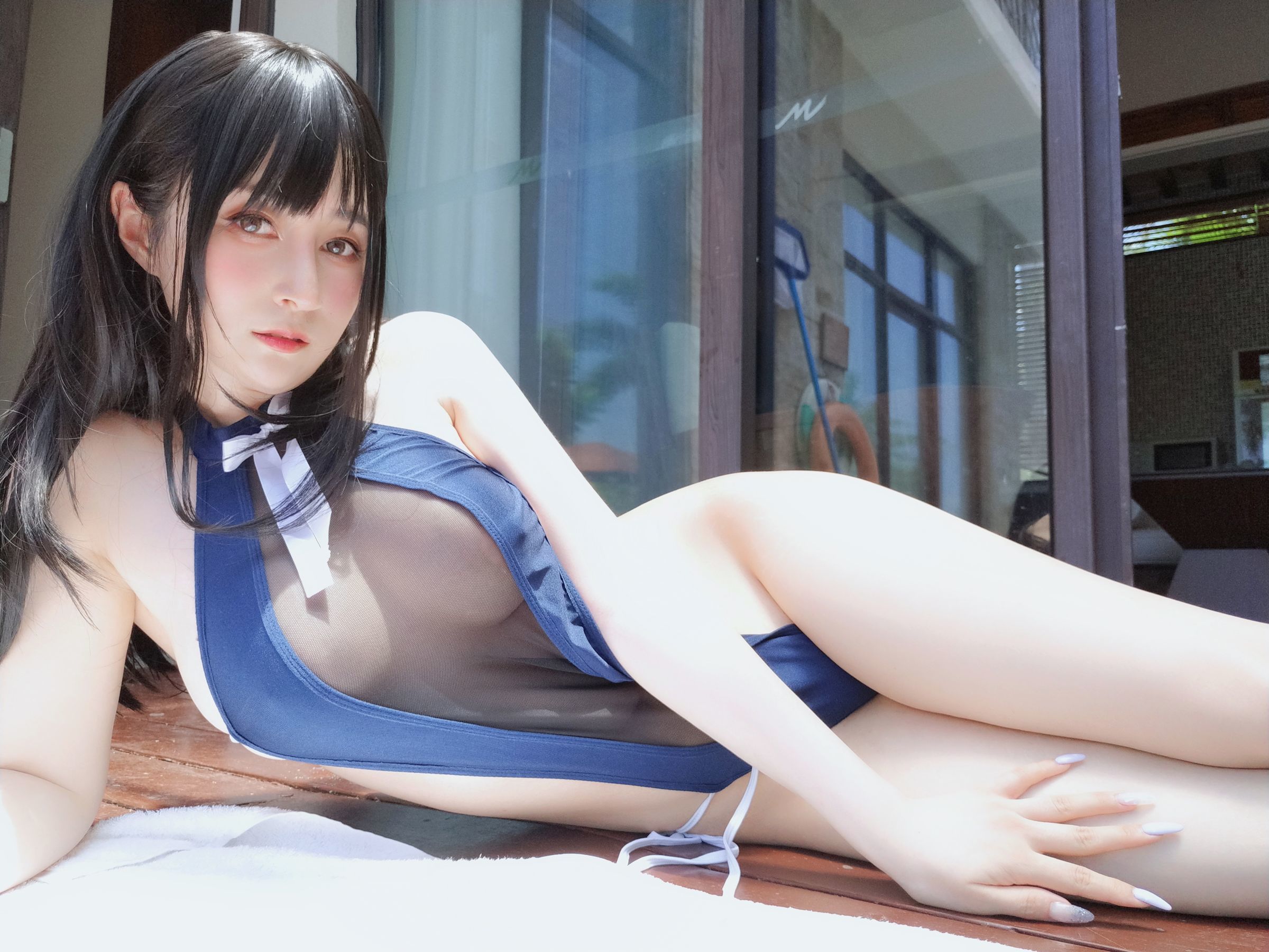 Coser小姐姐白银 – 镂空泳衣 [87P]