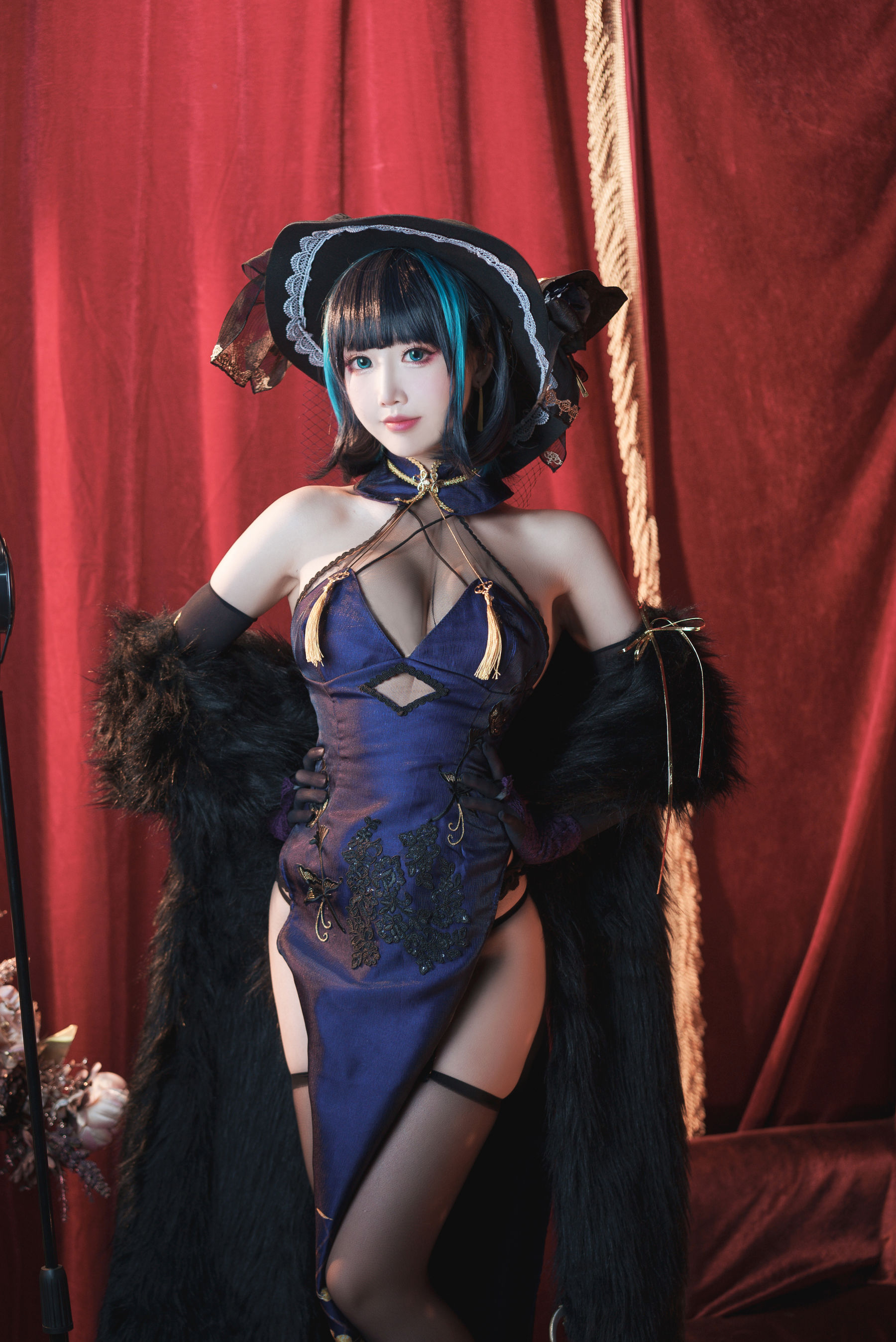 可爱人气Coser面饼仙儿 – 柴郡旗袍 [21P]