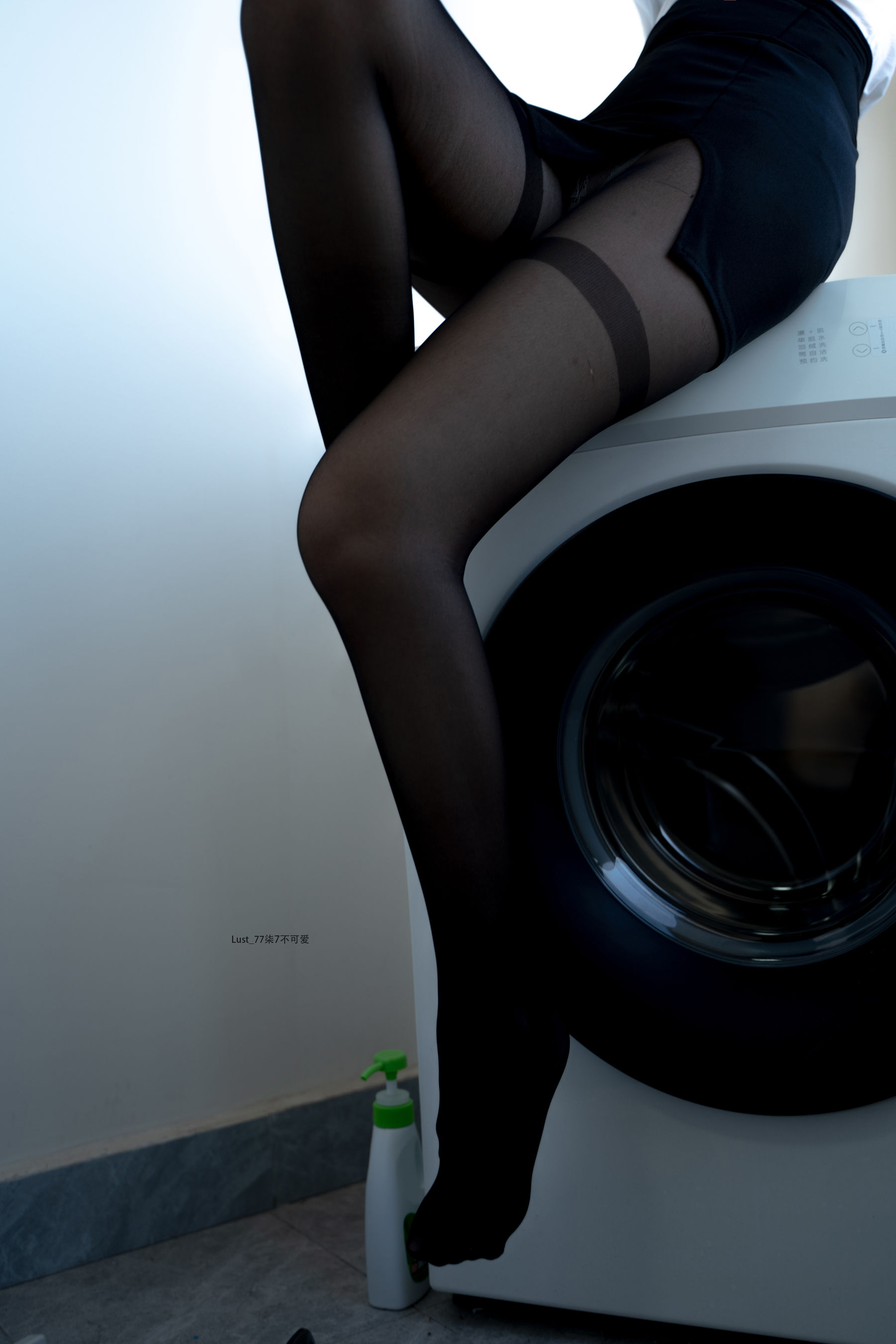 动漫博主柒柒要乖哦 – 家庭教师 [133P]