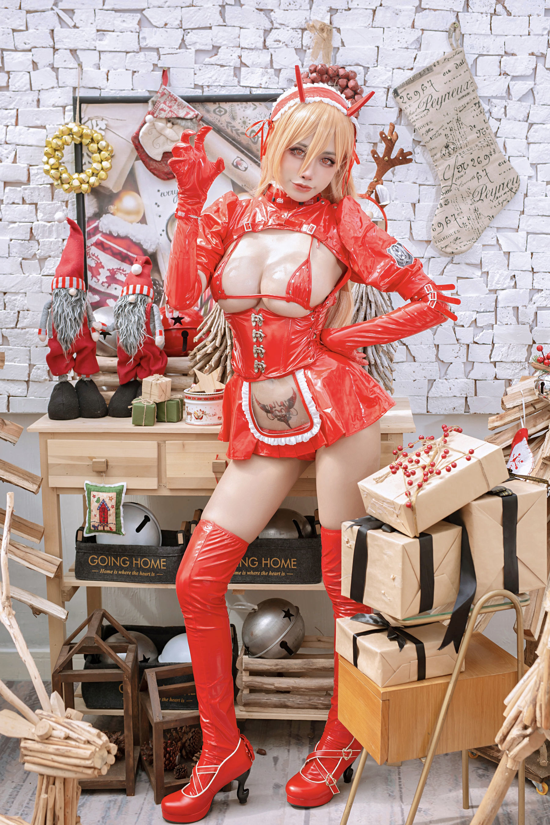 日本性感萝莉Byoru – Powa Christmas [51P]