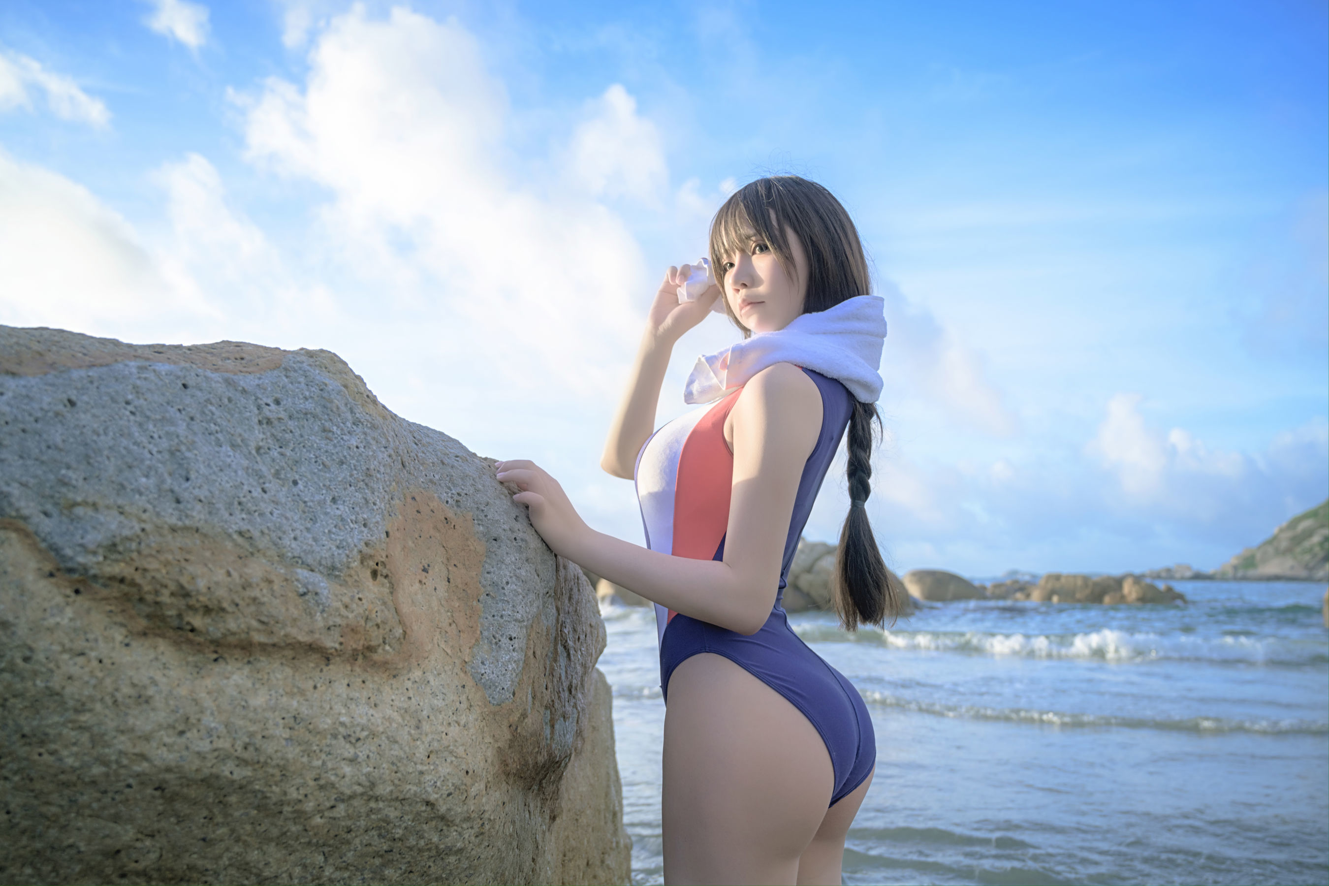 二次元妹子抱走莫子aa – 竞技泳衣 [60P]