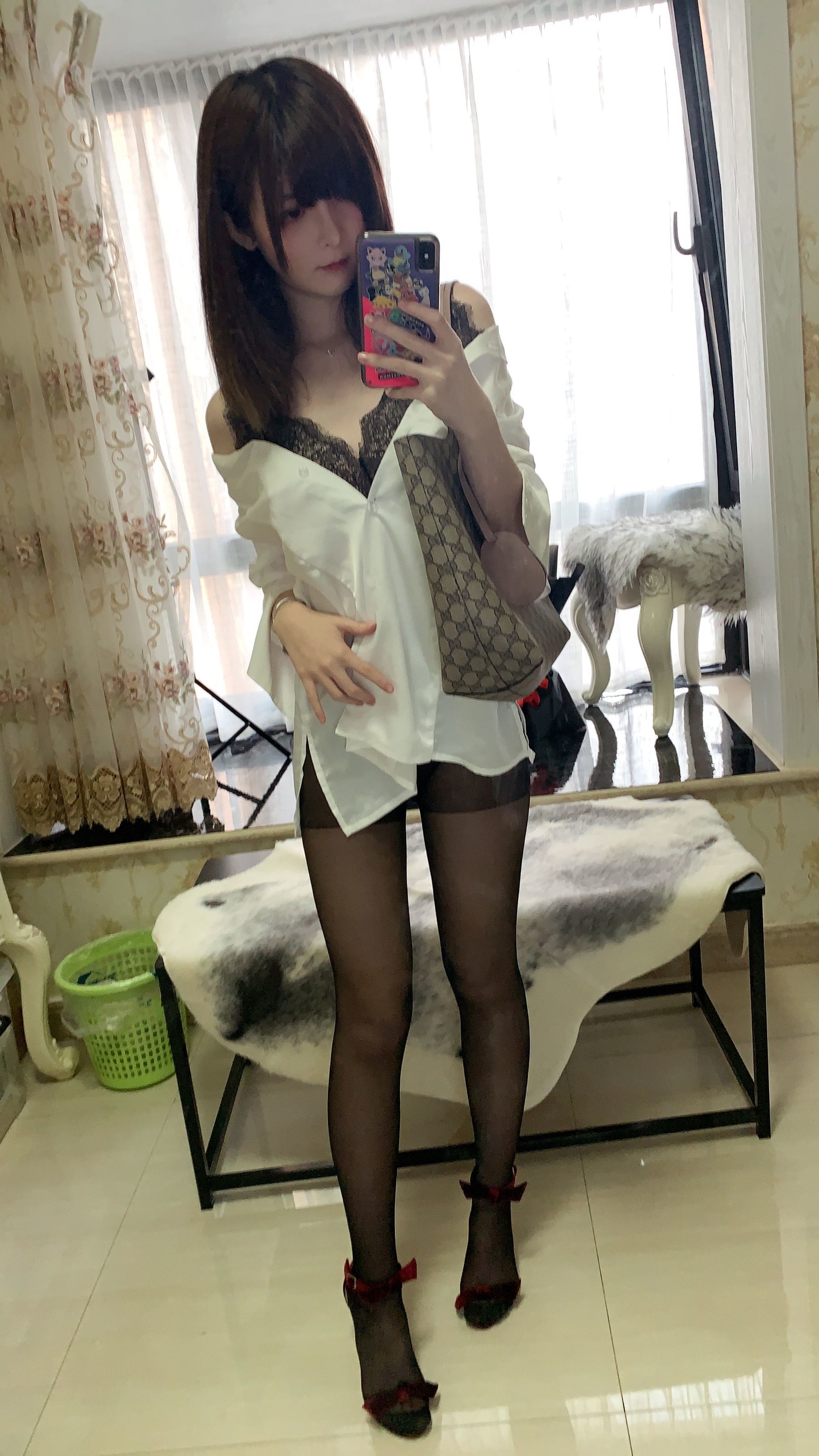 一小央泽 约会女友 [83P]