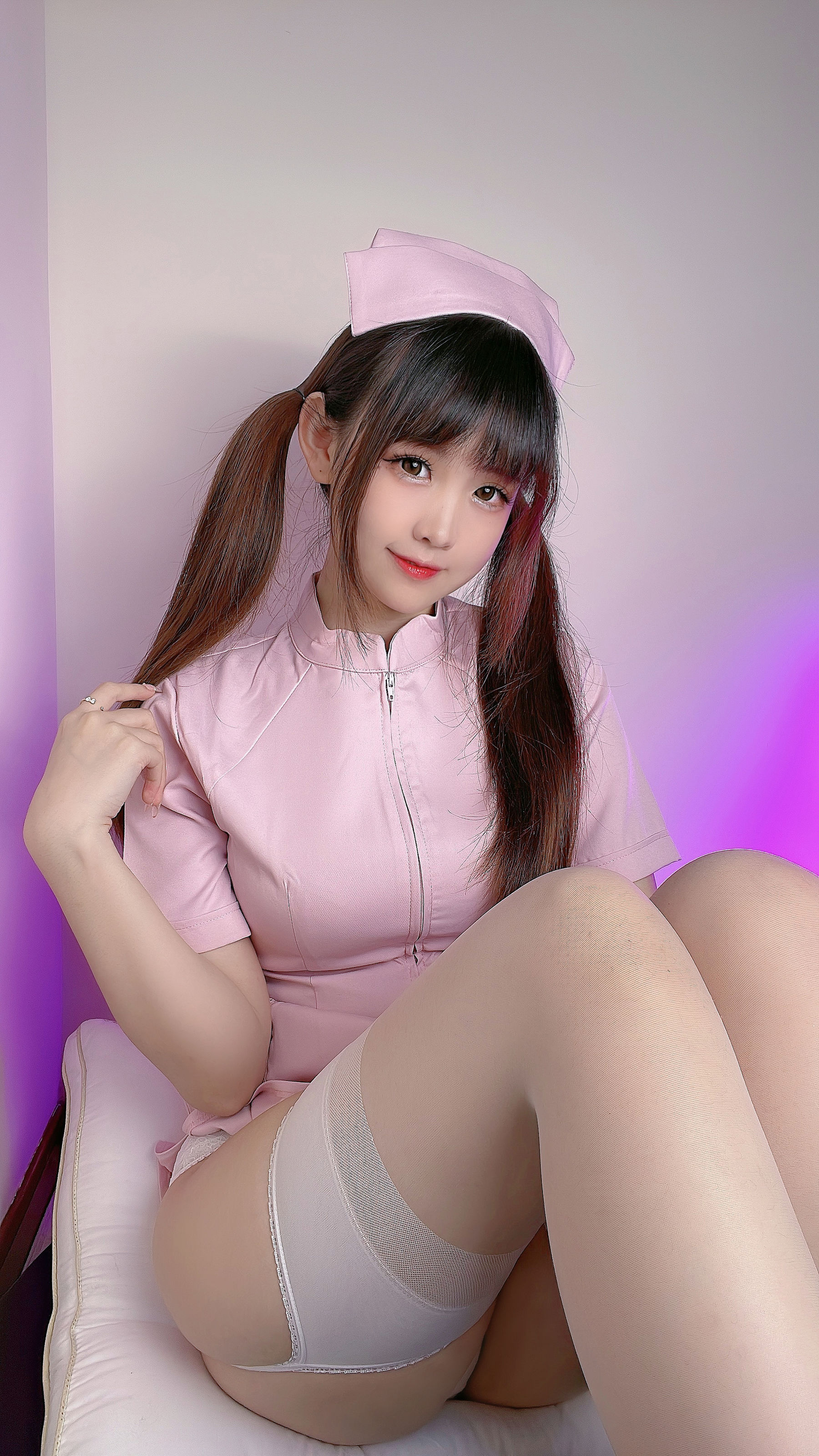 miko酱ww – 护士姐姐 [26P]