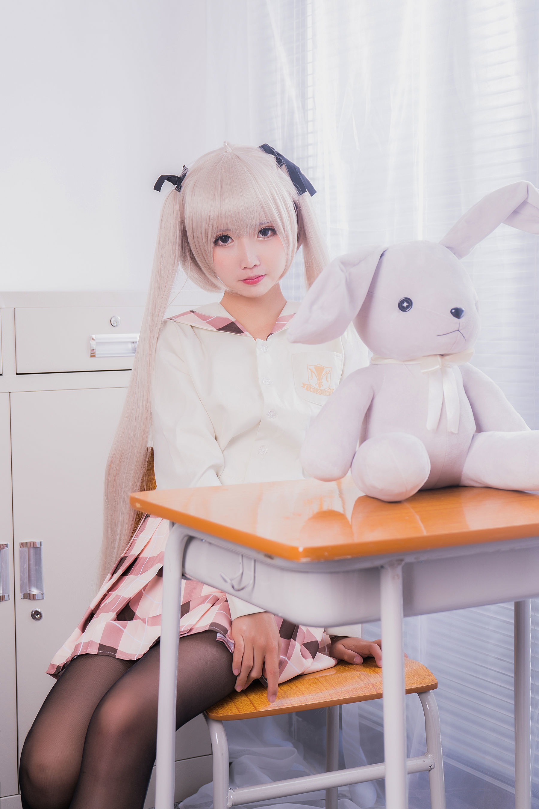 [萝莉COS] 面饼仙儿 – 黑丝穹妹 [48P]