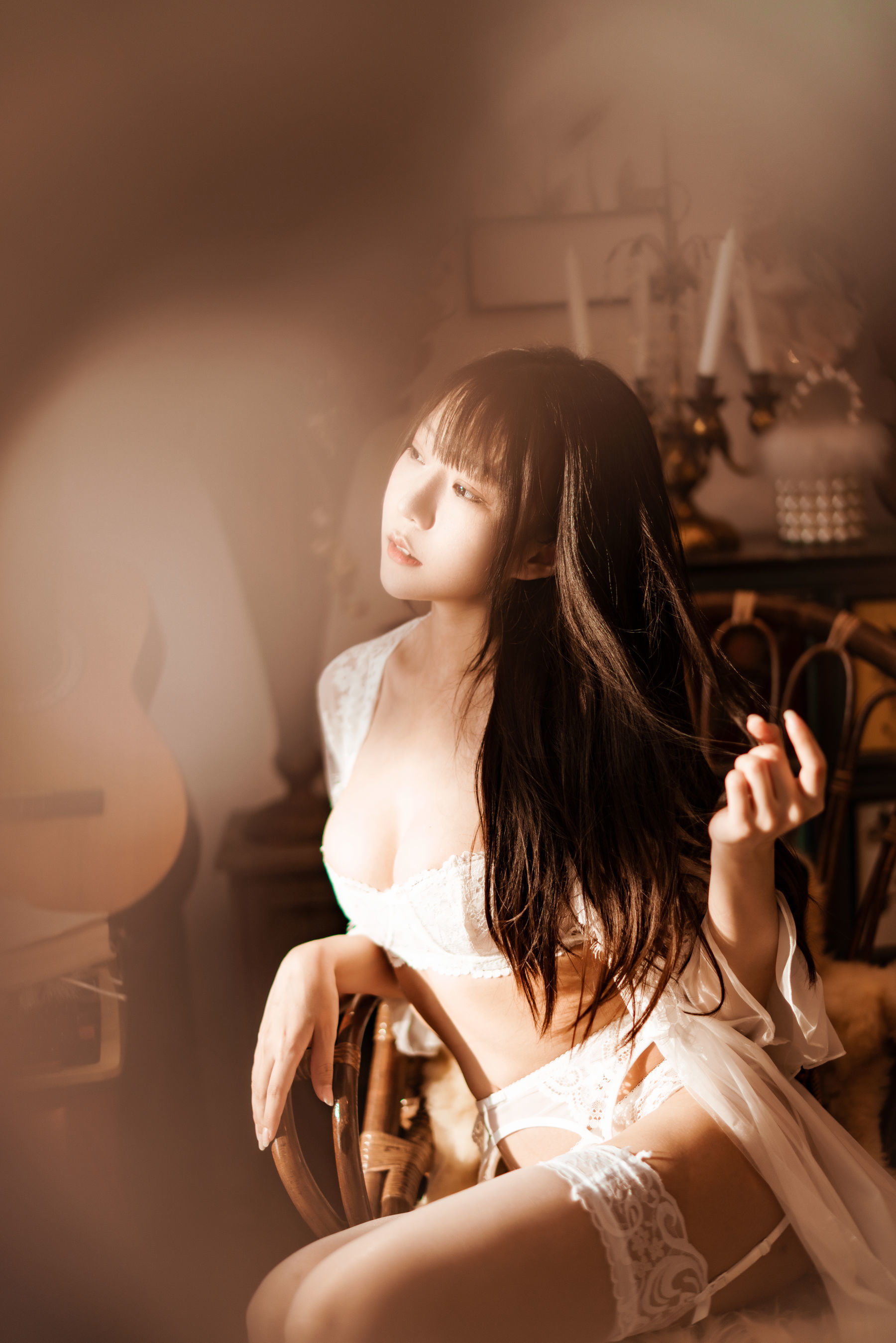 香草喵露露 – 室内白色蕾丝 [81P]