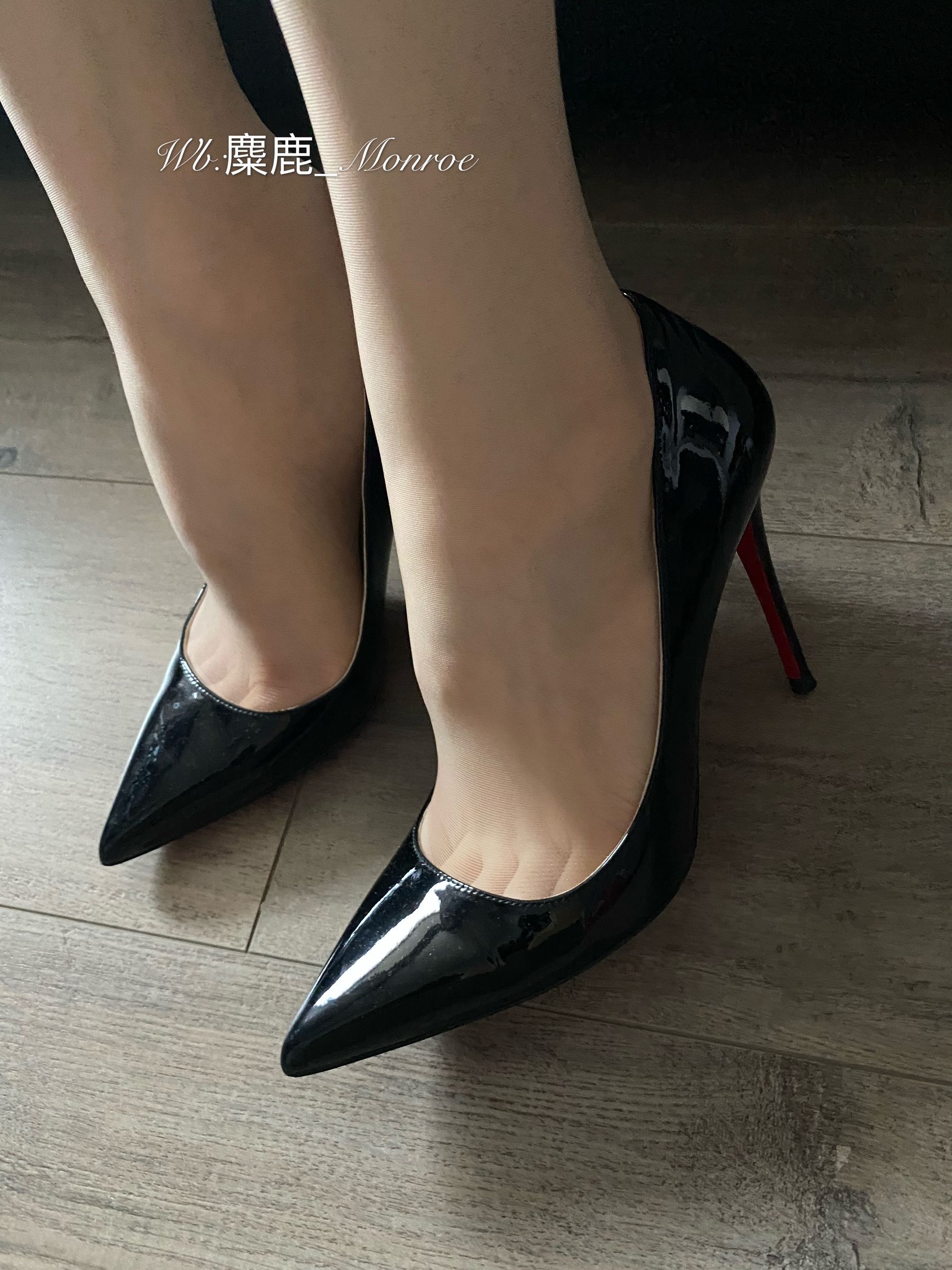 丝足博主麋鹿_Monroe 2020.08.21 完美配合 [46P]