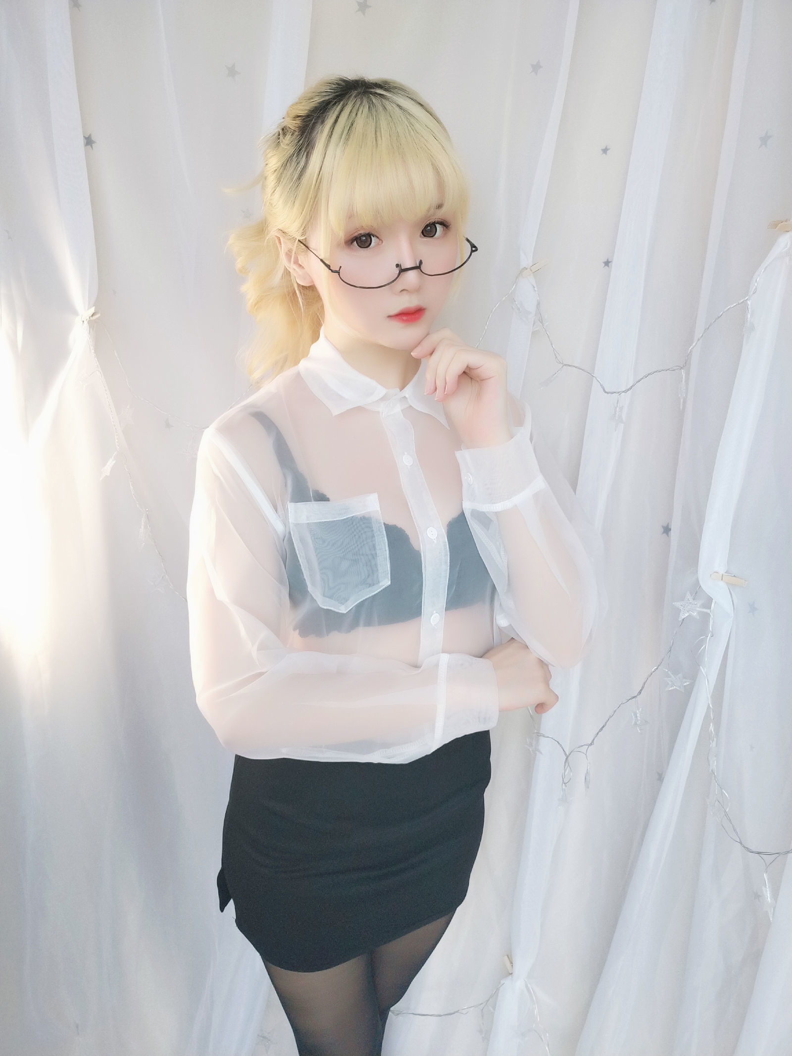 [萝莉COS] 星之迟迟 VOL.11 今晚加班包 [58P]