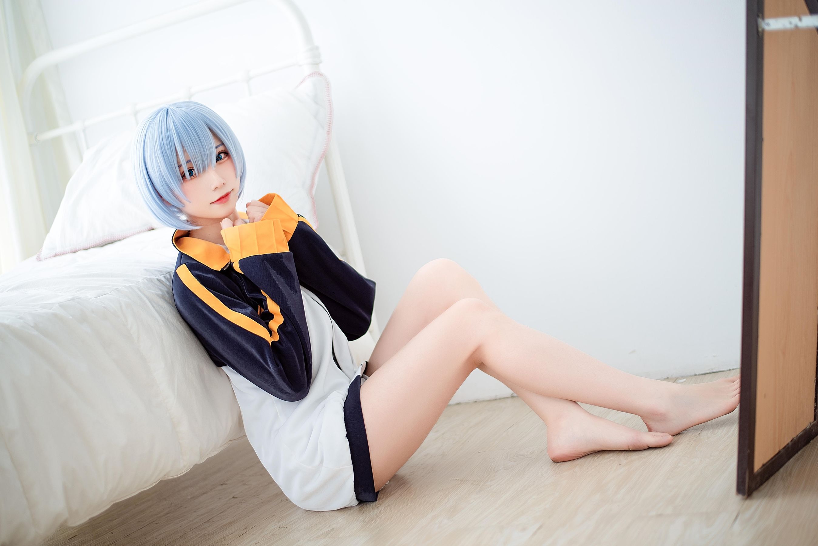 动漫博主Kitaro_绮太郎 – 蕾姆运动服 [18P]