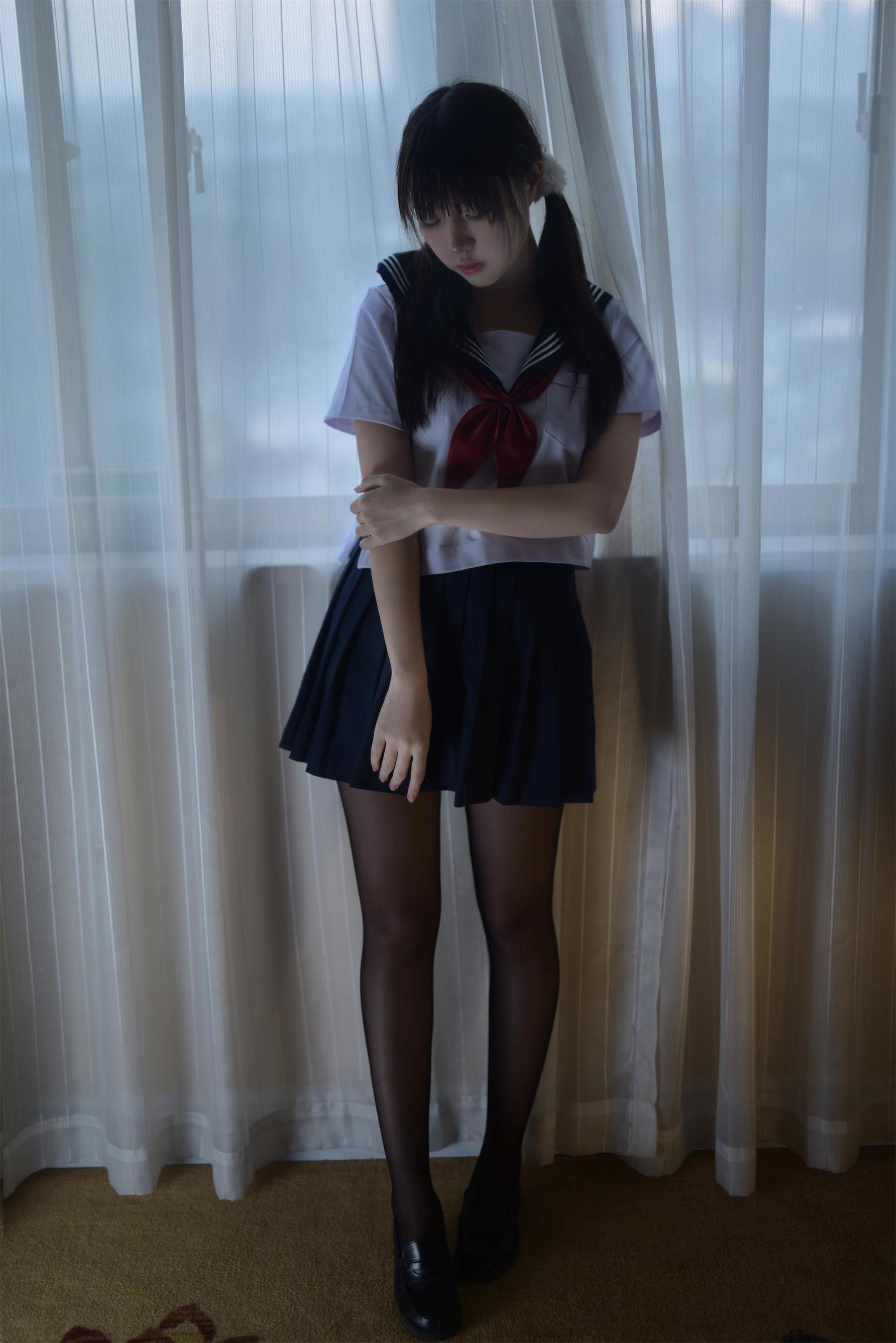 人气Coser二佐Nisa – 湿身黑丝 [12P]