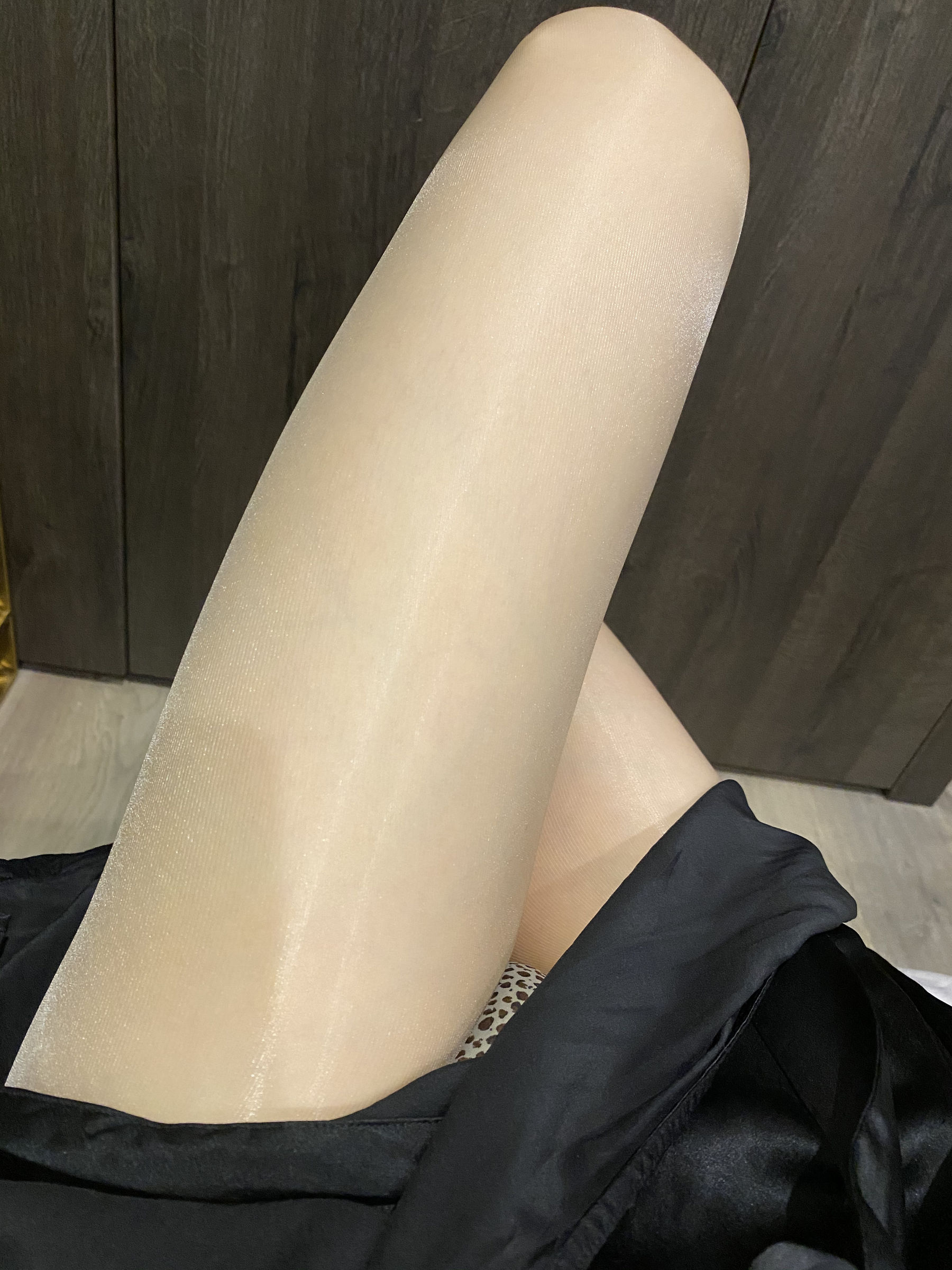 丝足博主麋鹿_Monroe 2020.08.29 亮是一种态度 [30P]