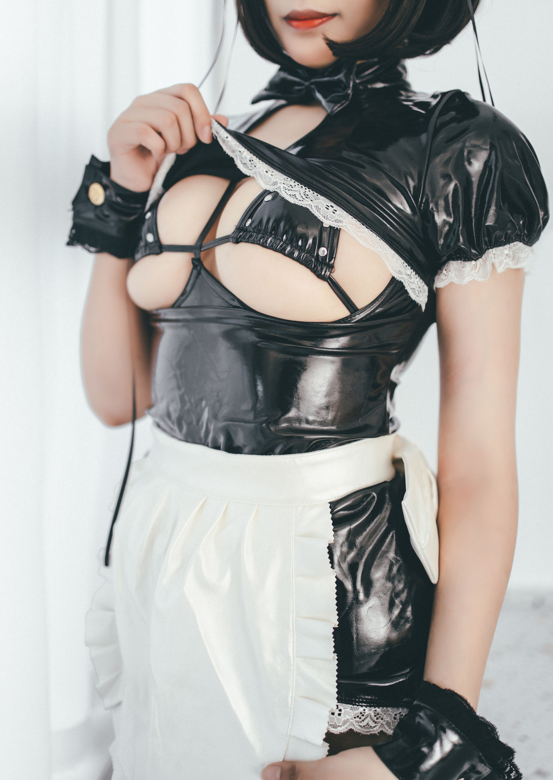 轩萧学姐 – 南半球女仆 [55P]