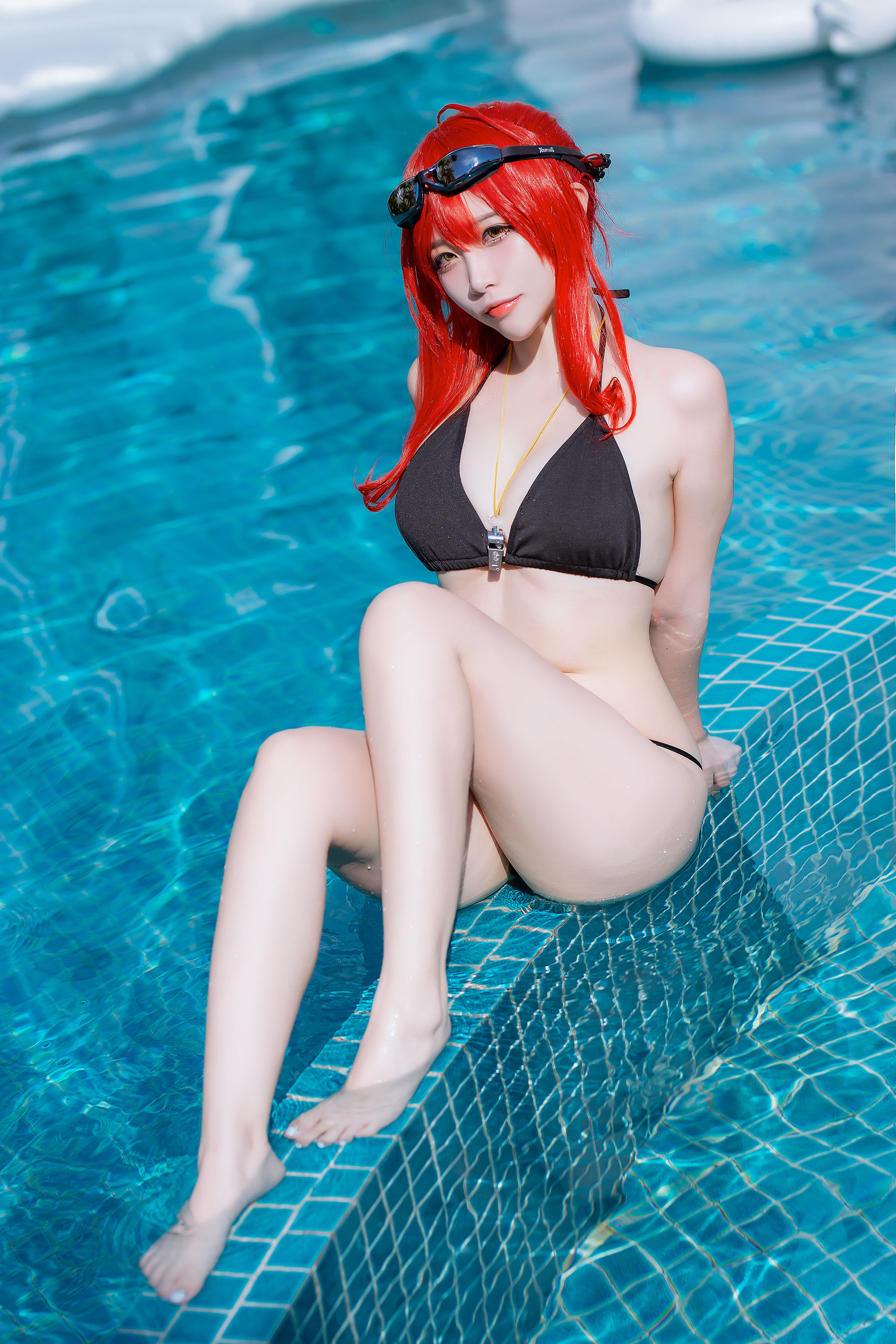 人气Coser二佐Nisa – 碧蓝航线 扎拉泳装 [14P]