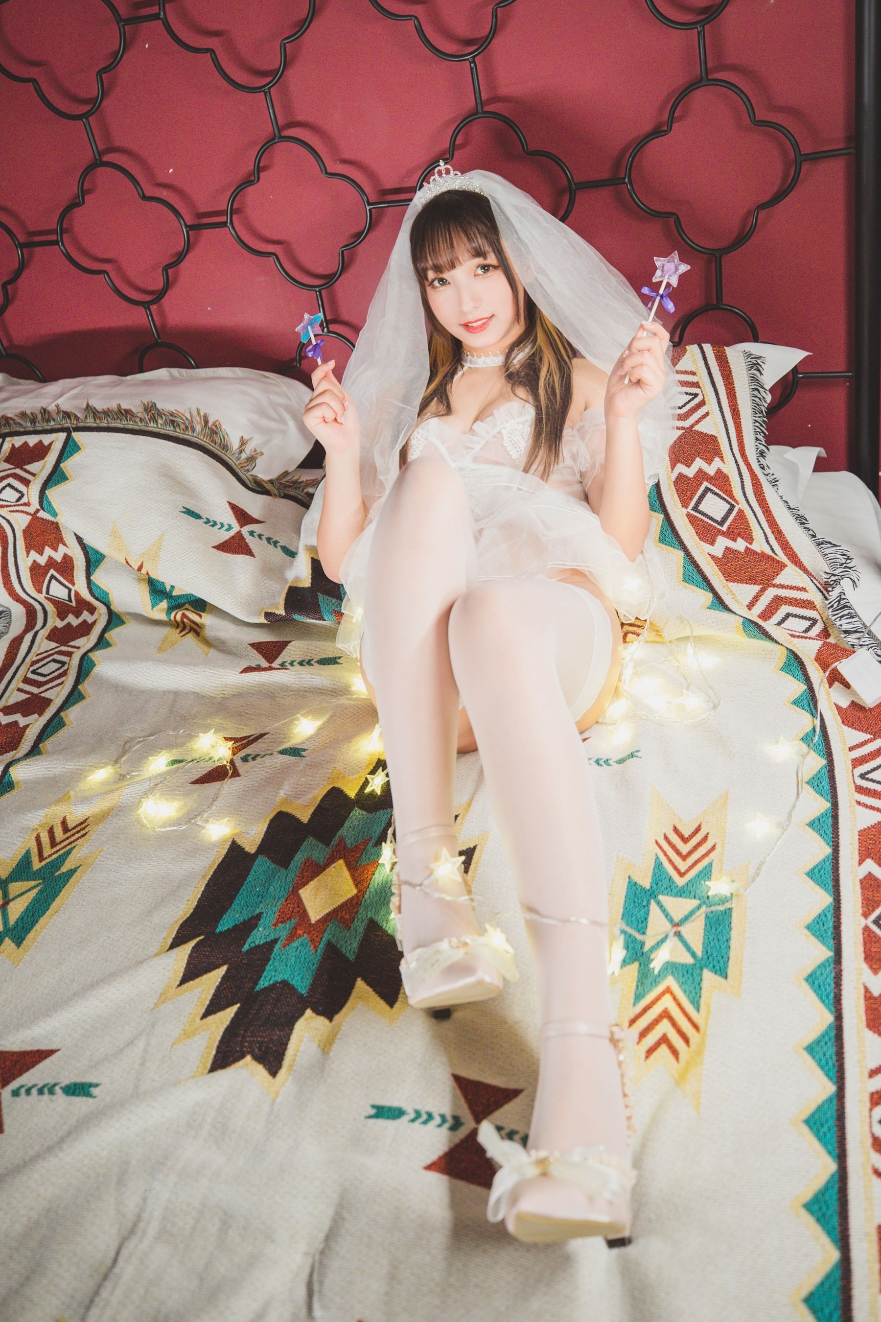 萝莉神楽板真冬 – 光の囁き-光の修女 [150P]