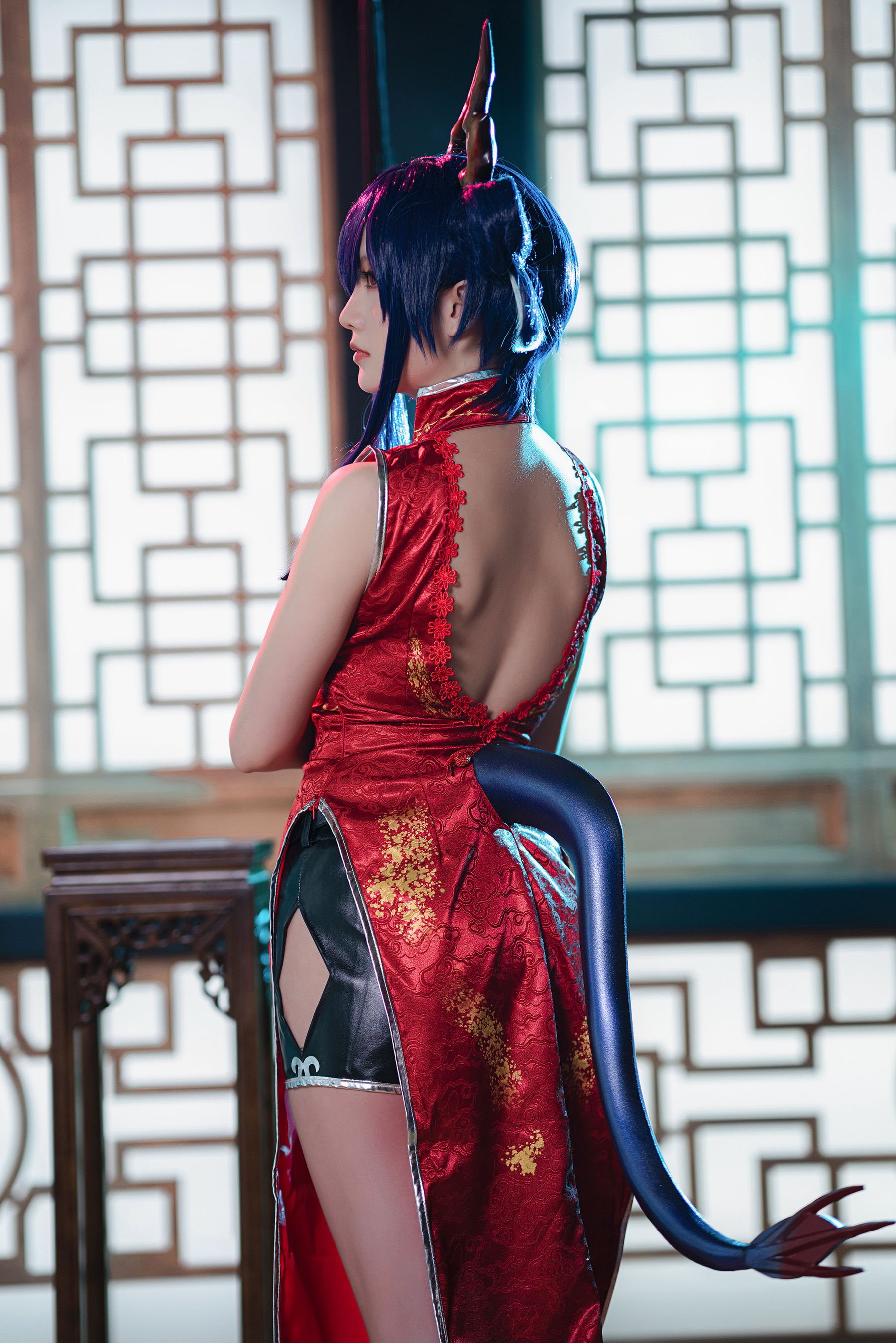 Coser小姐姐星之迟迟 – 明日方舟《陈》 [20P]