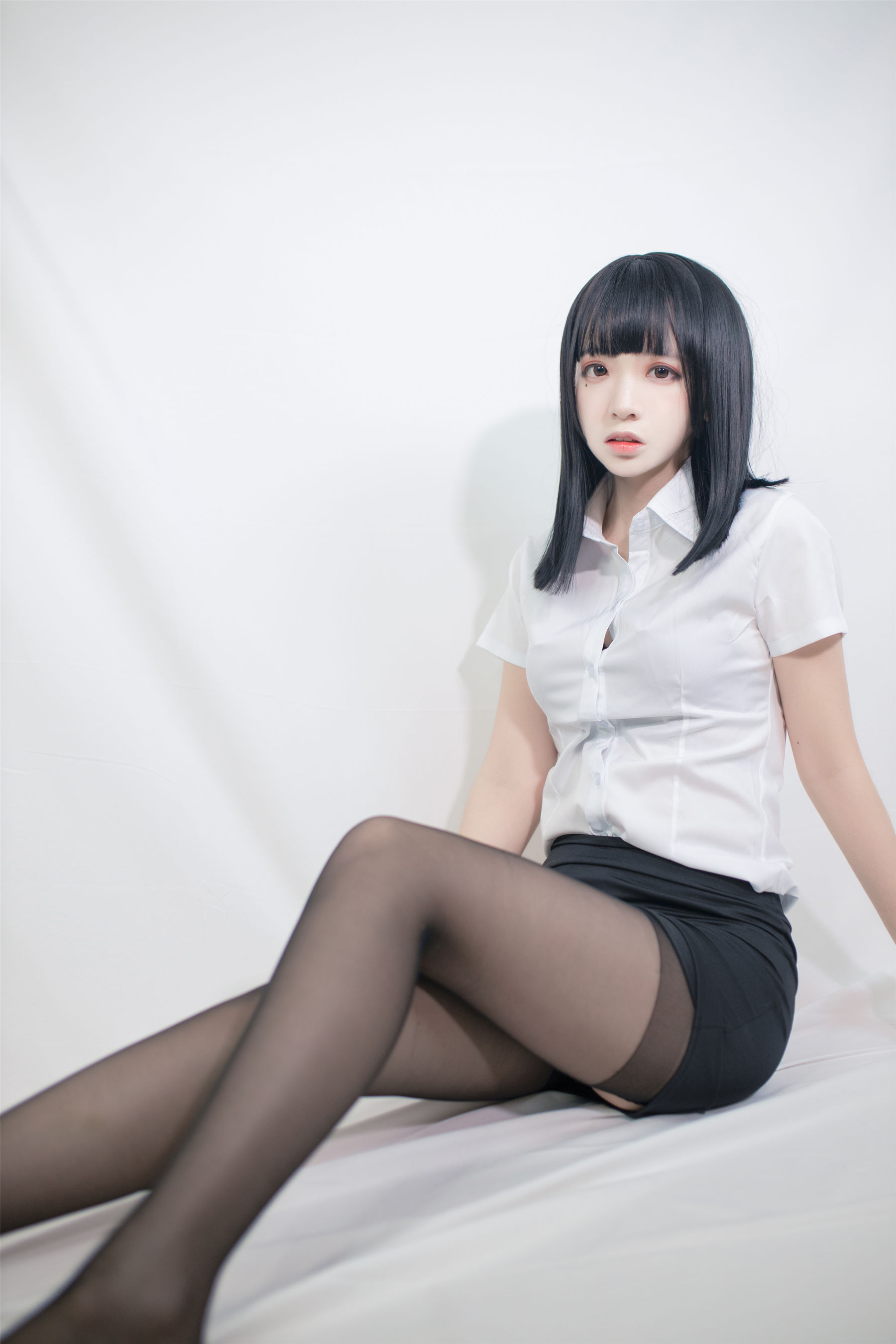 疯猫ss – OL制服 [40P]