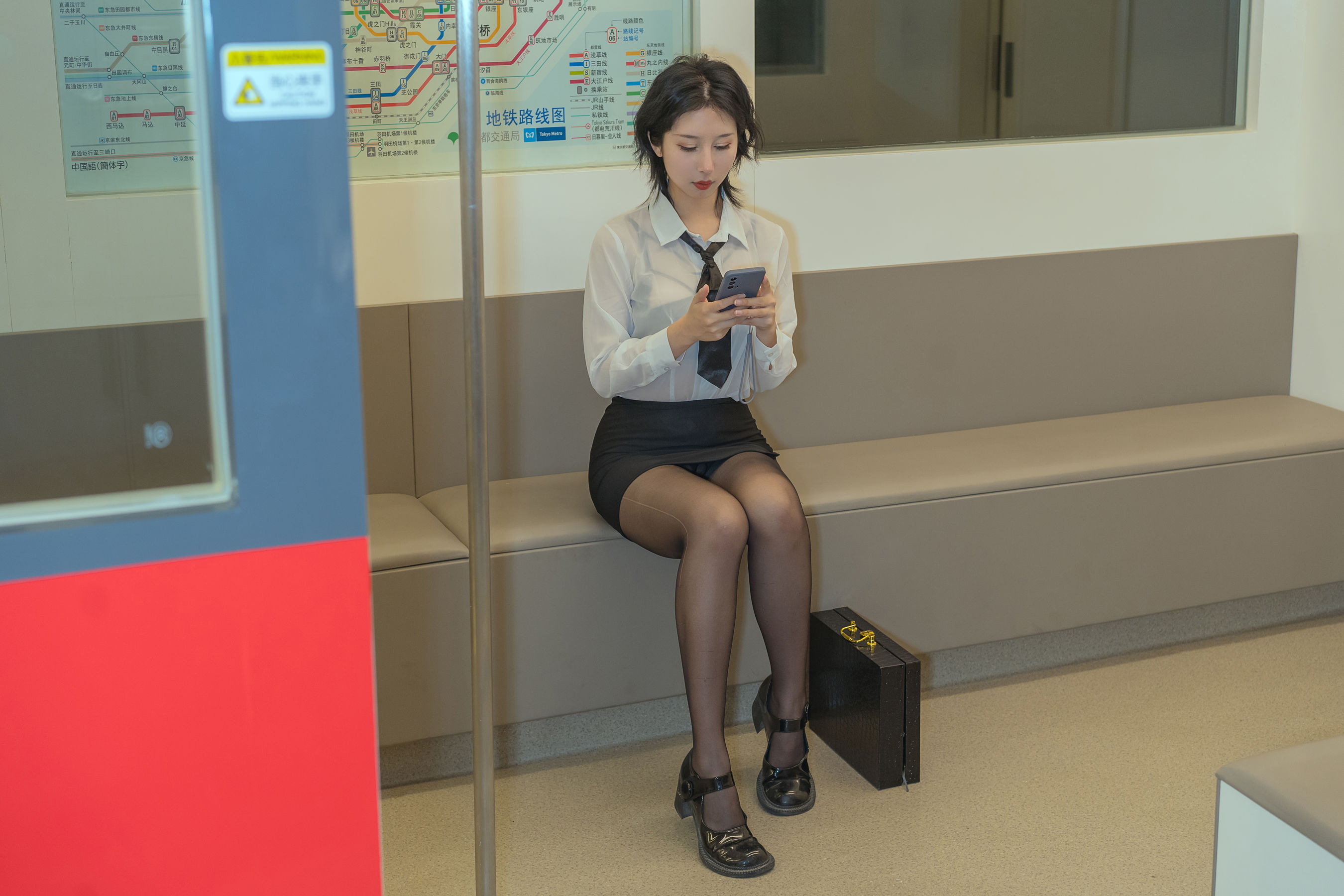 秋和柯基(夏小秋秋秋) – 电车 [80P]