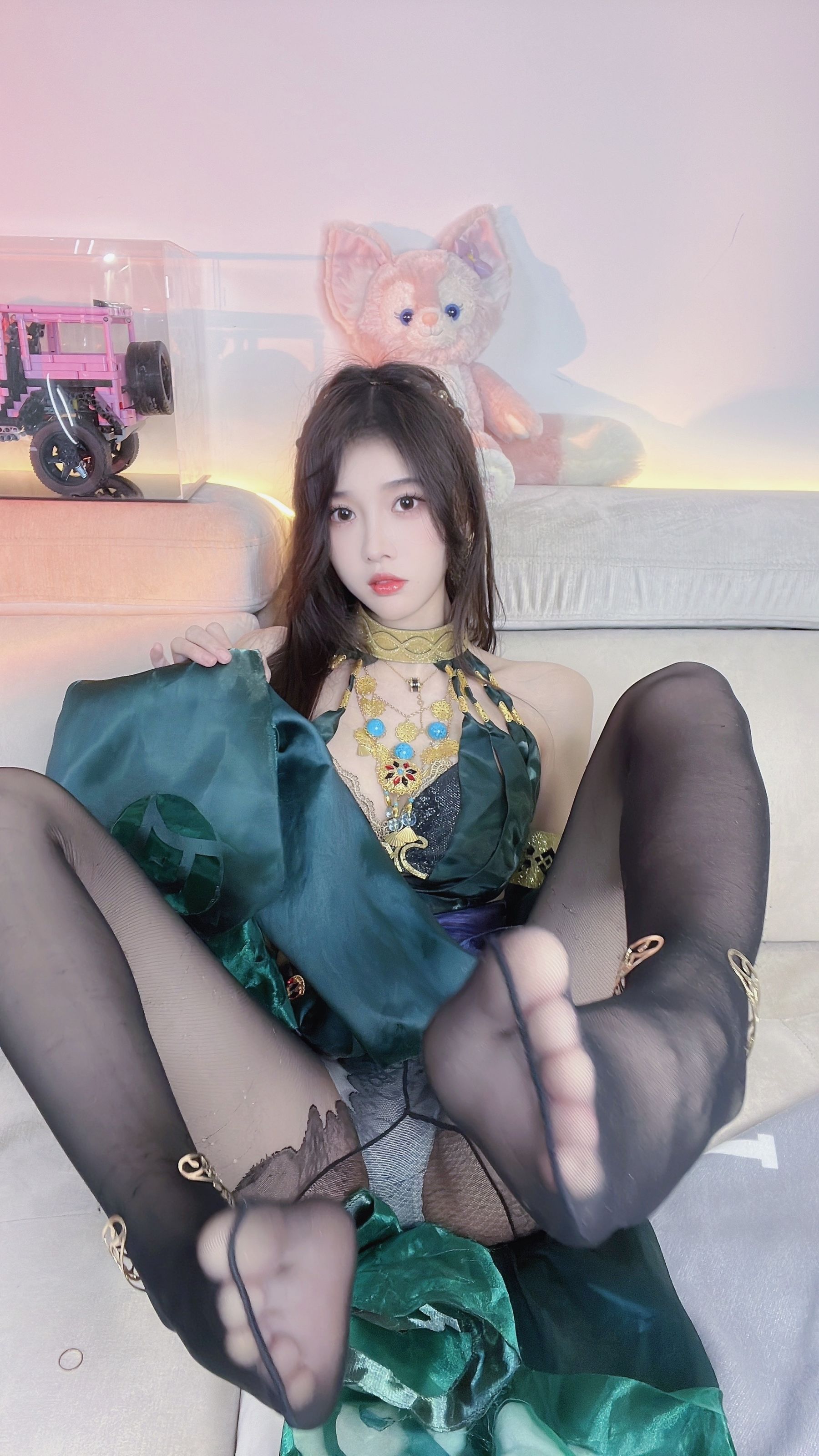 虎牙小小奶瓶儿 – 迦南 [17P]