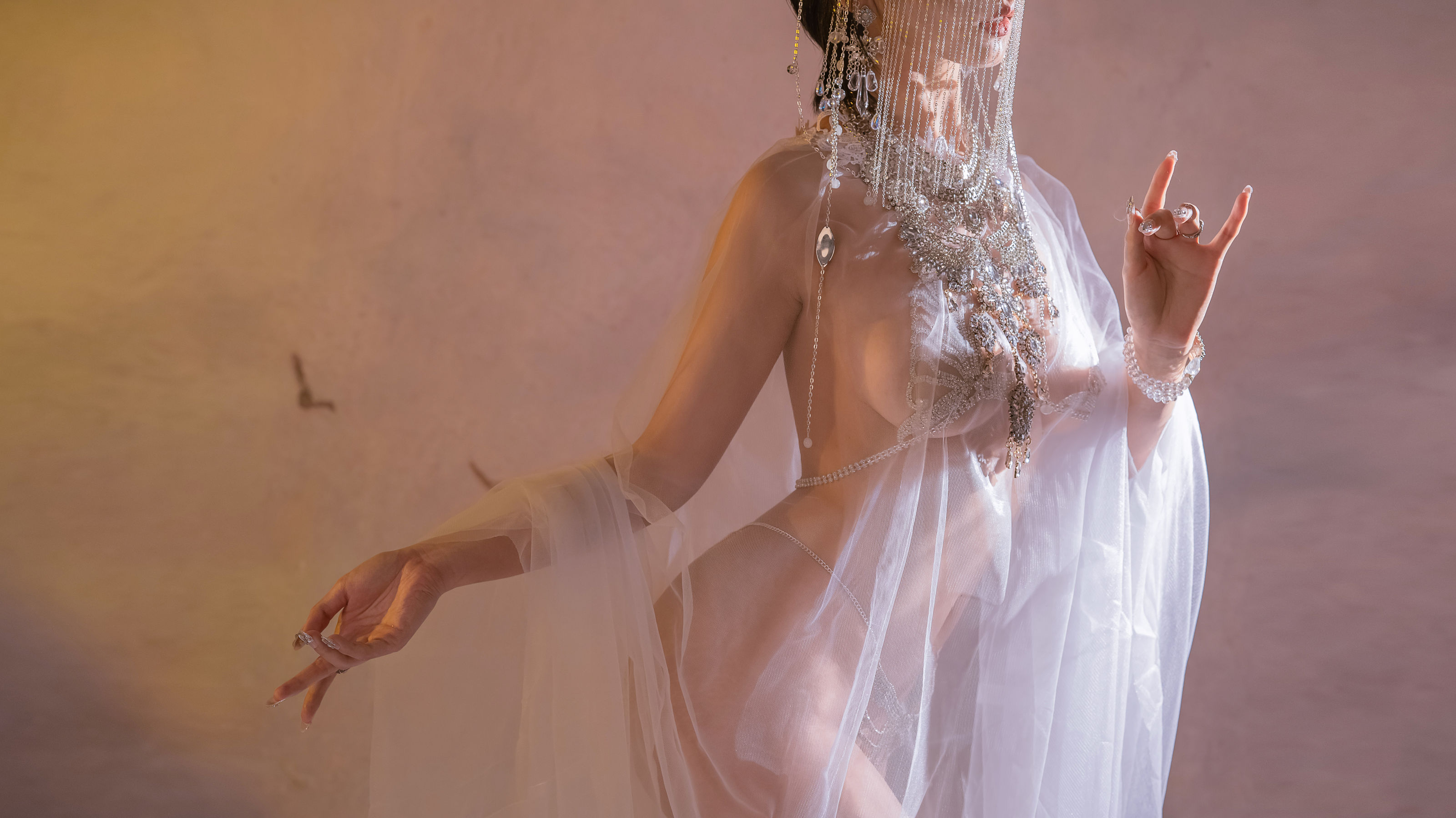 云溪溪 – 奶桃 冰洲石 [39P]