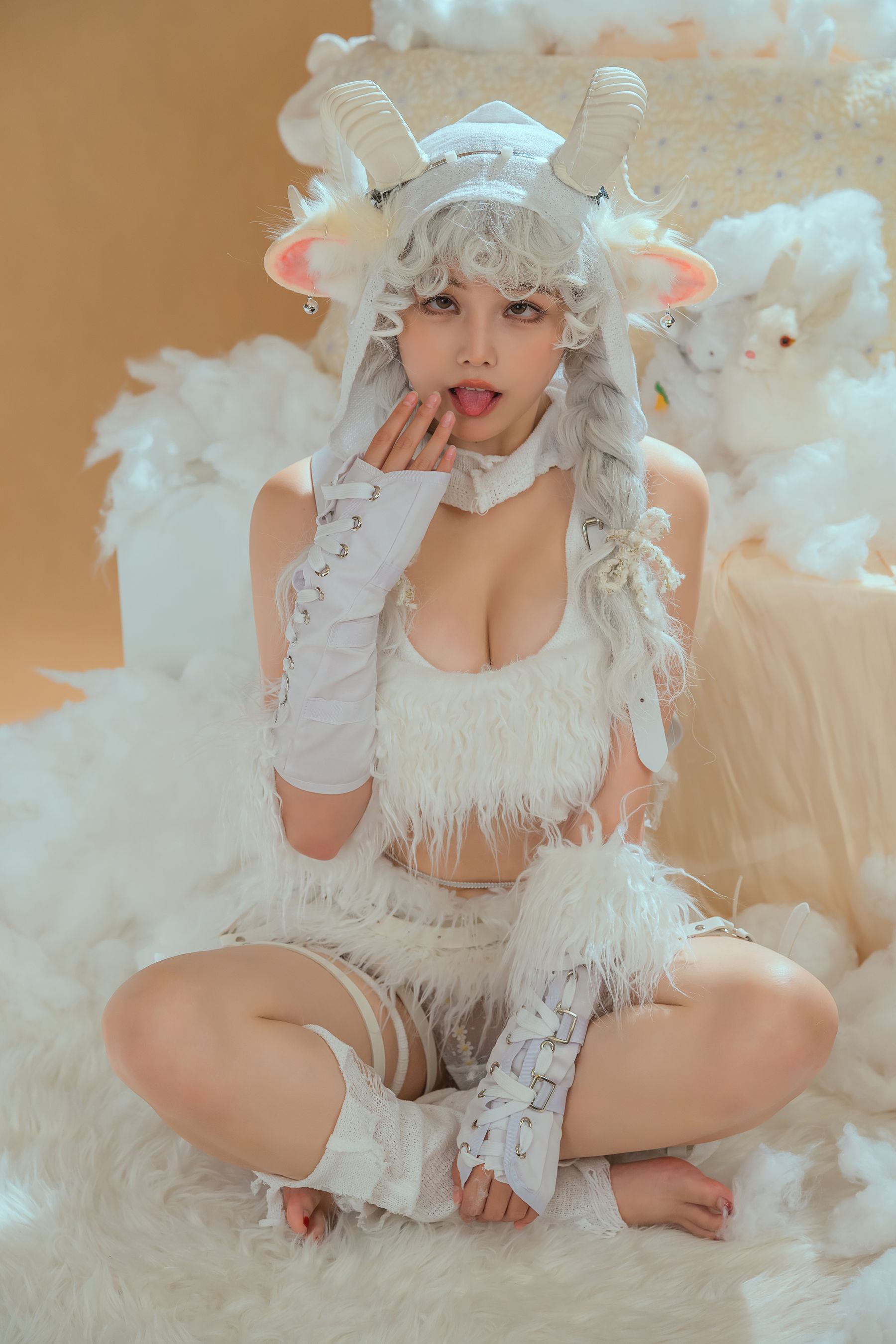 七月喵子 – 幻想兽娘集 日食篇 [132P]