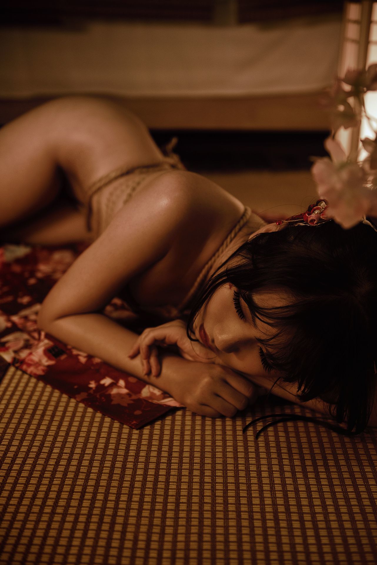 微博人气Coser不呆猫 – 捆绑和服 [110P]