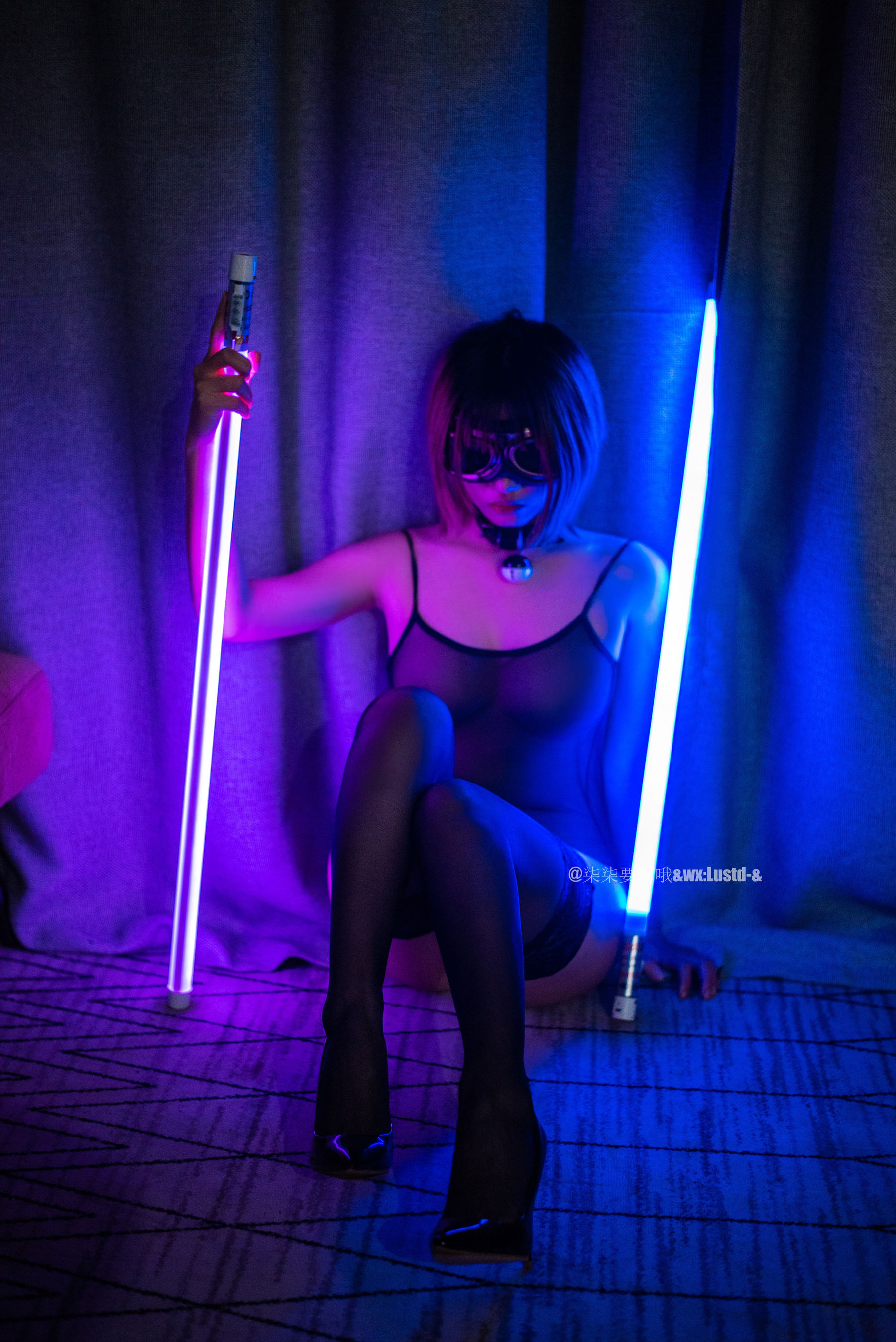 动漫博主柒柒要乖哦 – 透明死库水和白T [36P]