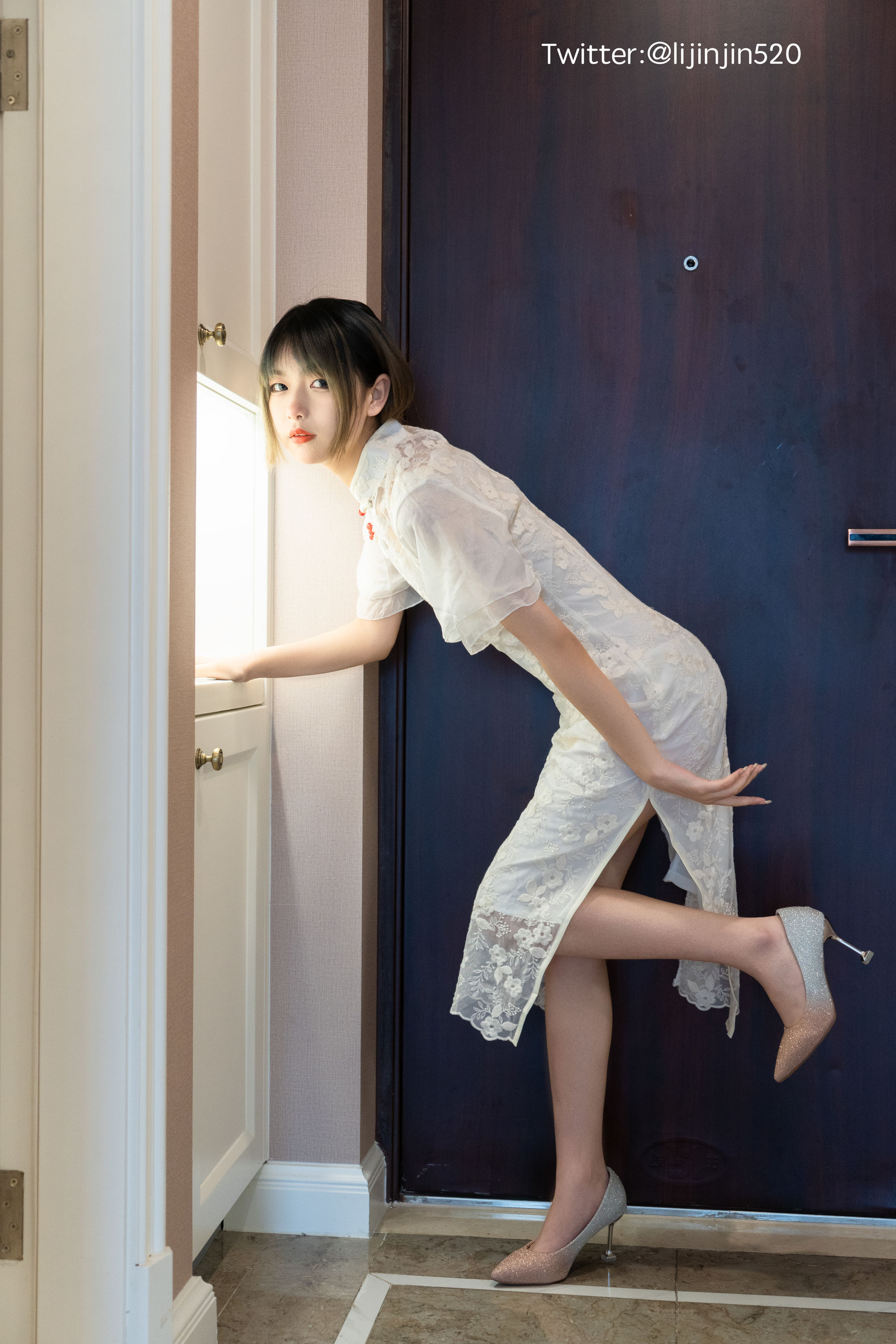 梨瑾瑾 – 改良旗袍 [20P]