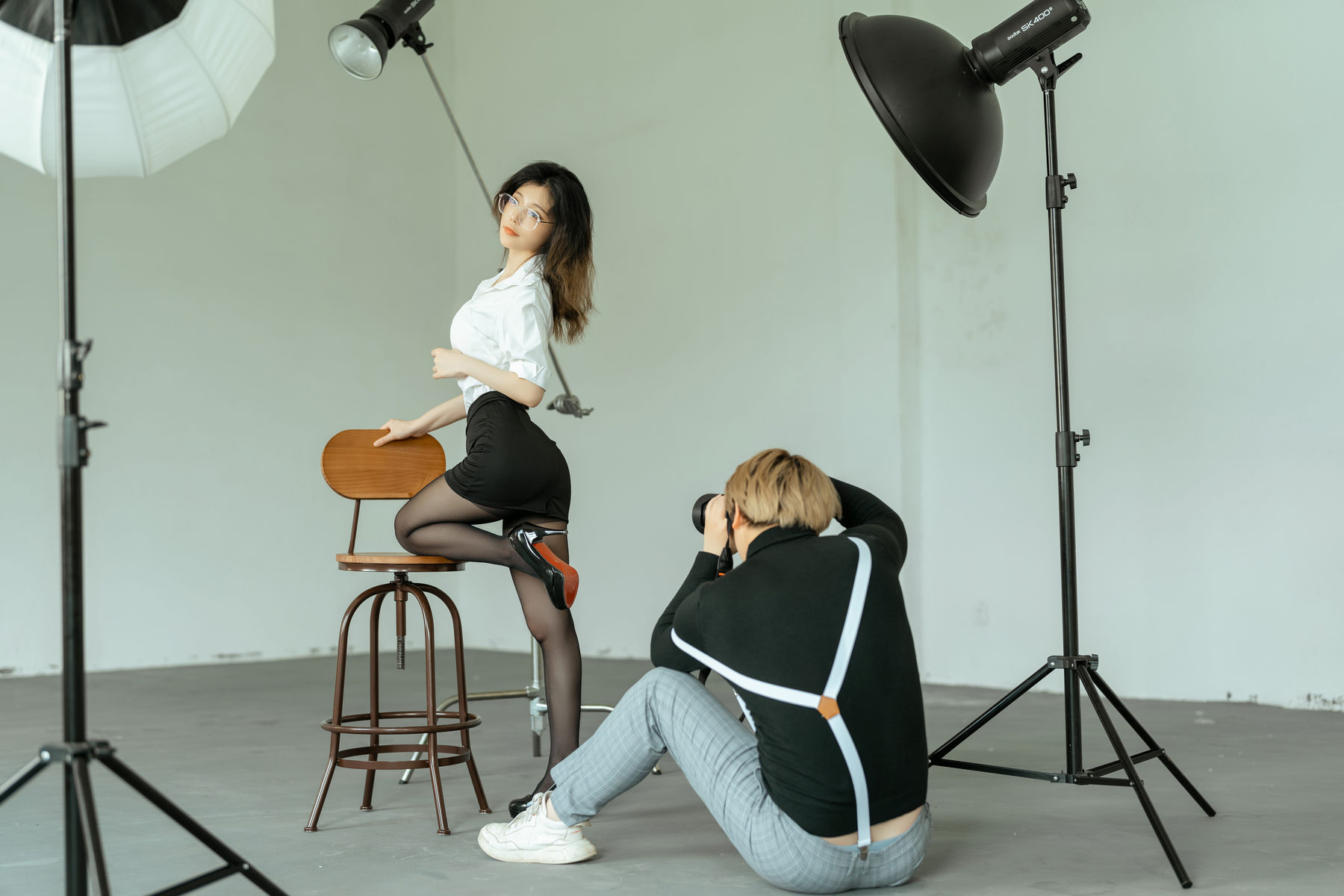 桃良阿宅 – 关于兼职模特的这件事 [48P]