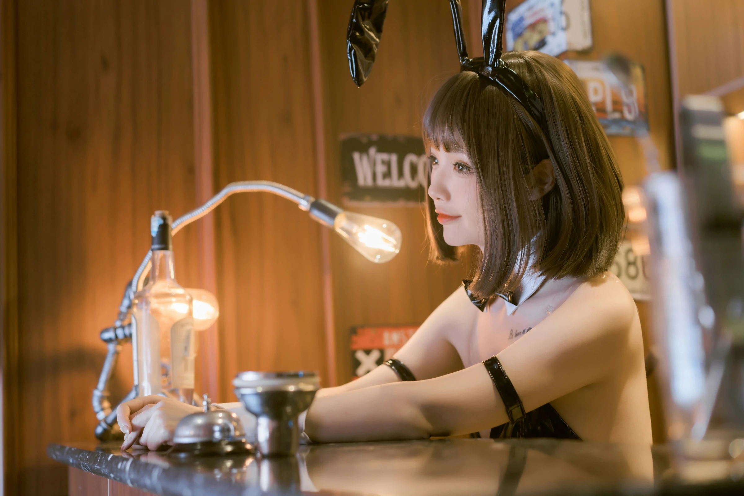 桃良阿宅 – 秘密交易 [36P]