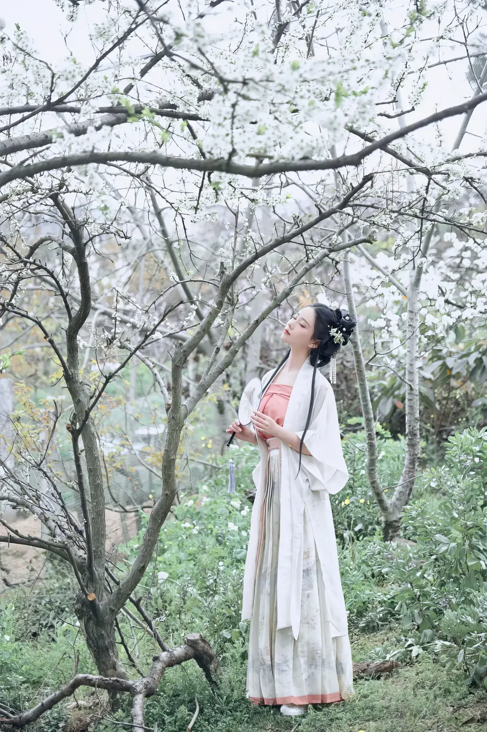 年年Nnian – 三月榕 [51P]