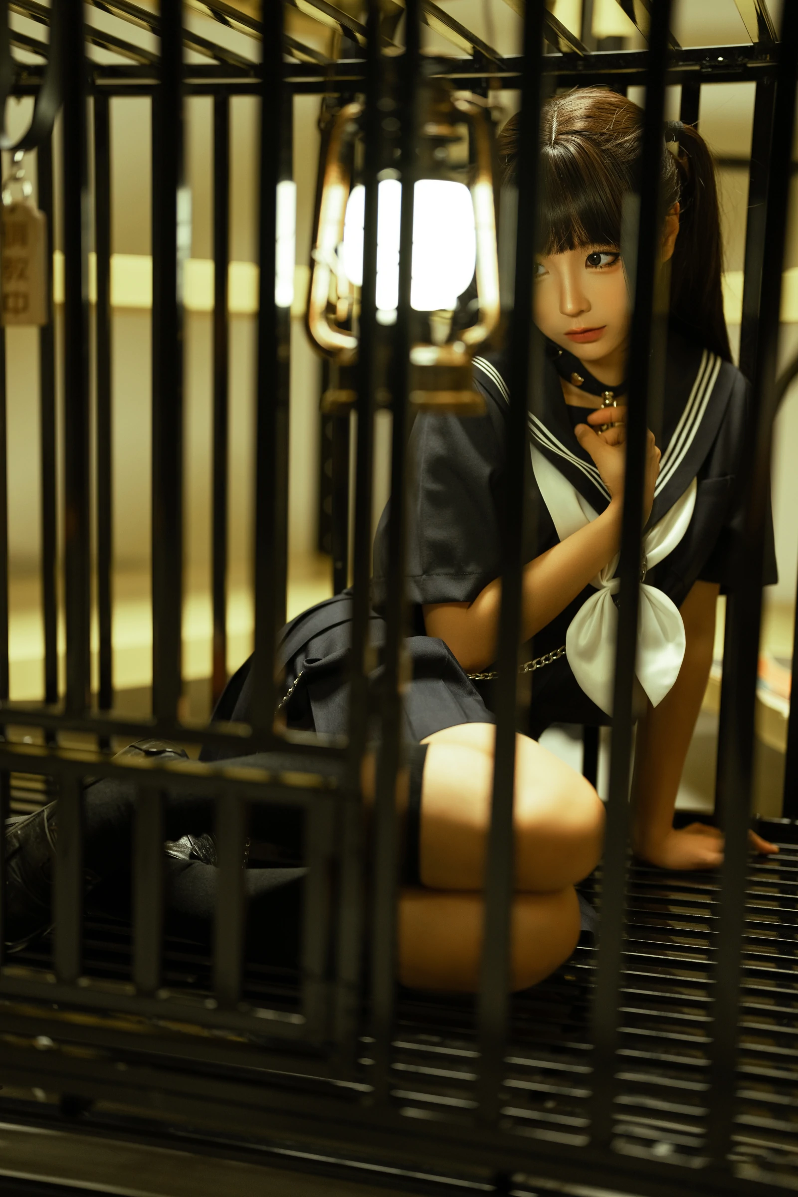 蠢沫沫 – 囚 绅士版 [33P]