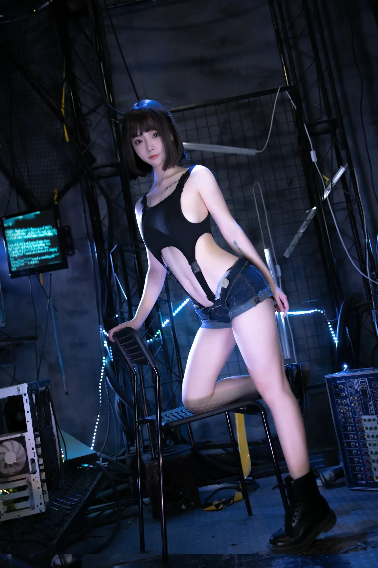 桃良阿宅 – 危机 [50P]