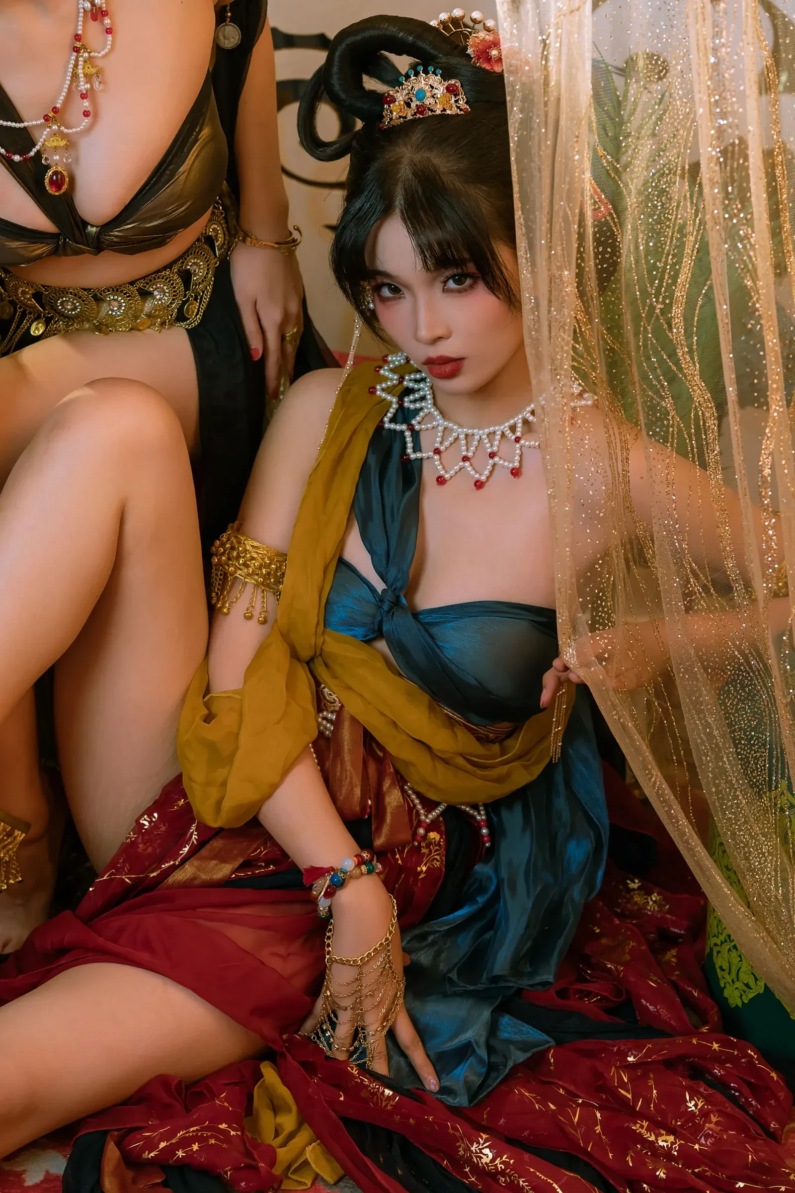 云溪溪&#038;轩萧学姐 – 古风敦煌 [34P]