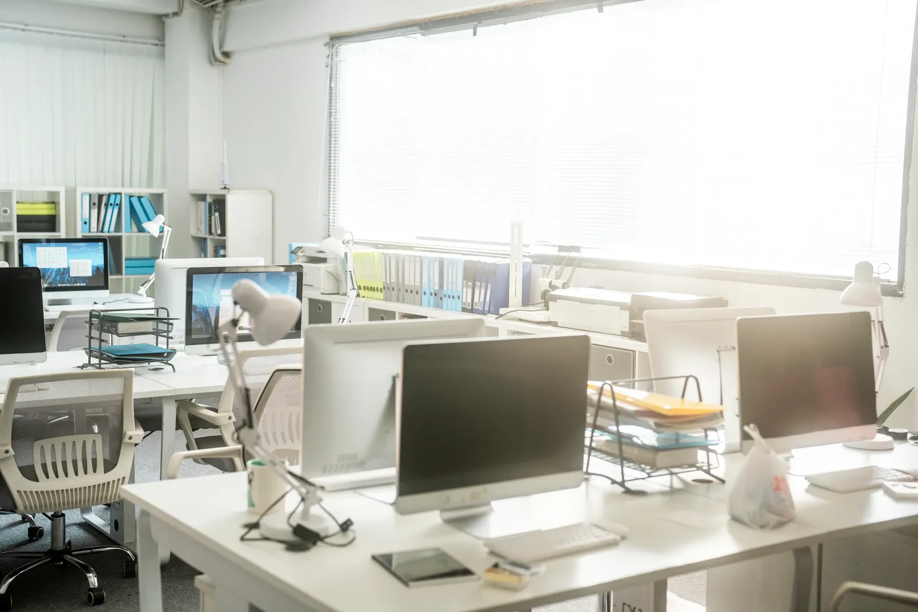 蠢沫沫 – 四月T3订阅《工作时间》[98P]