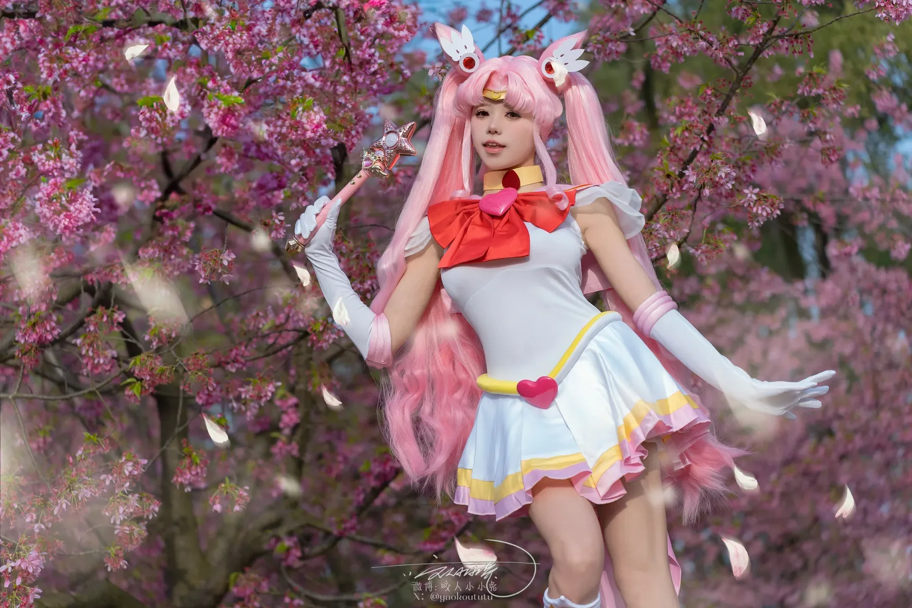 咬一口兔娘 – 6月作品『小小兔大危机』[74P]