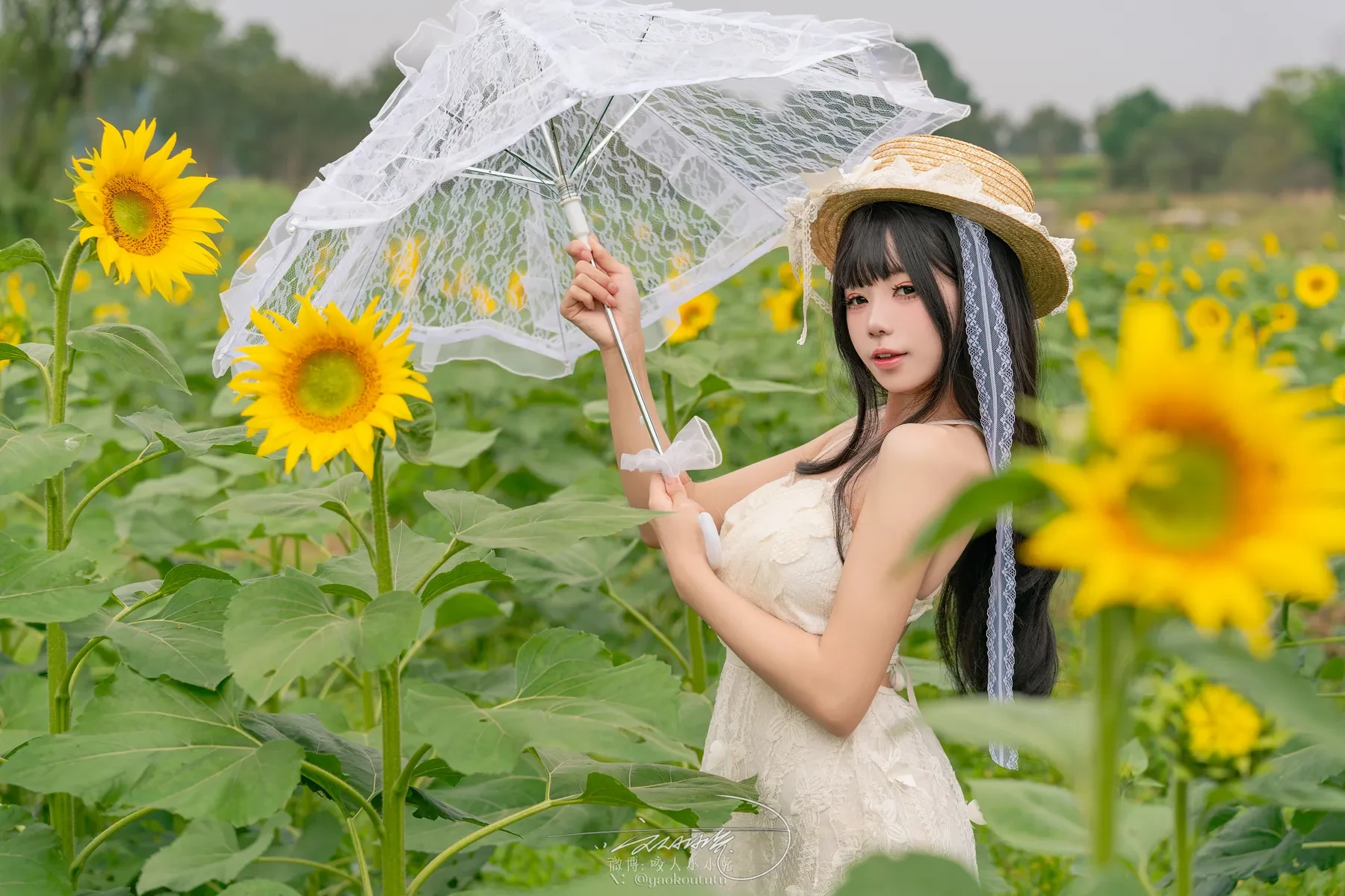 咬一口兔娘 – 7月作品『夏の葵』[70P]