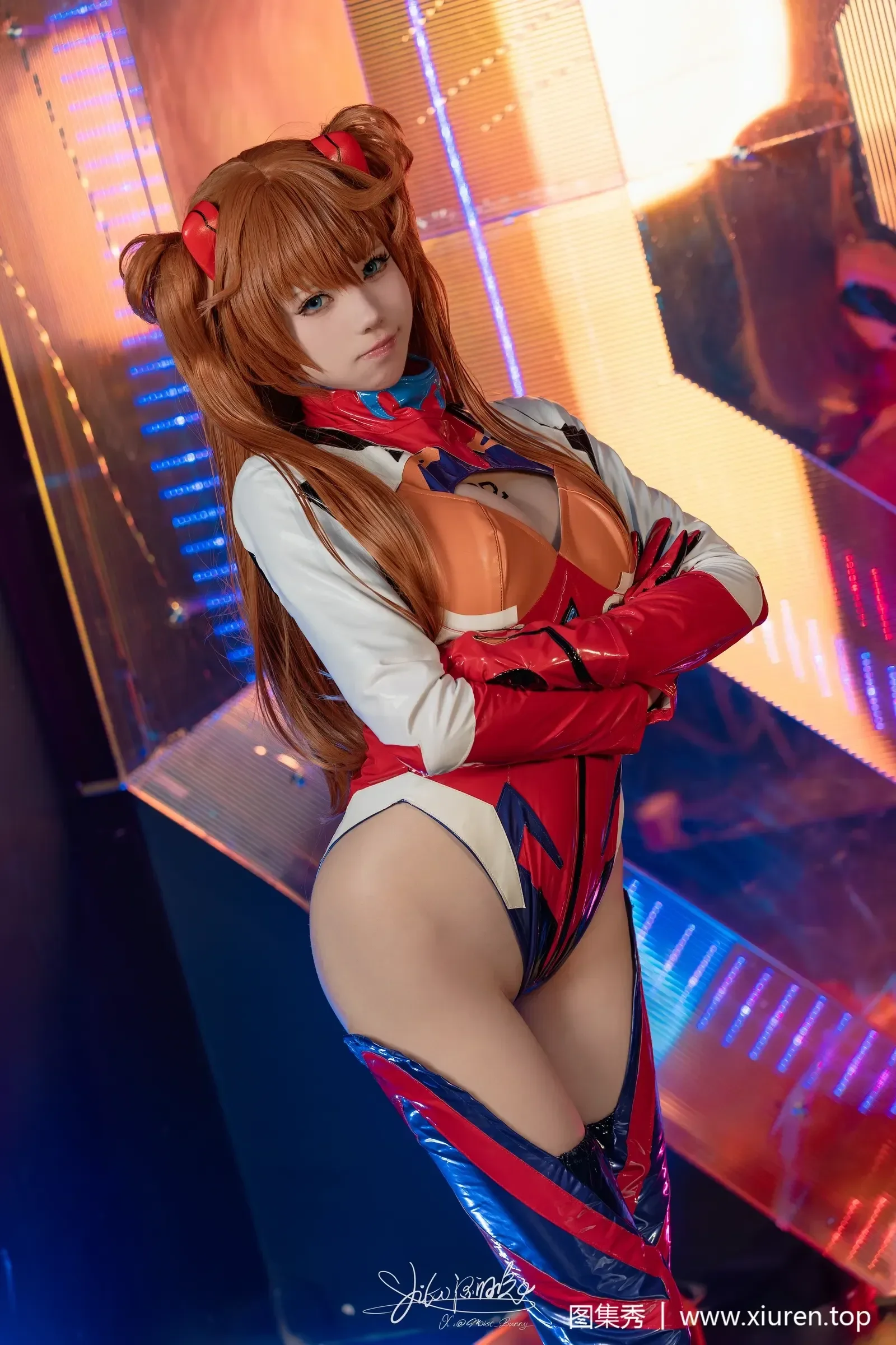 咬一口兔娘 – 『妮可三百窟』Shake it [84P]