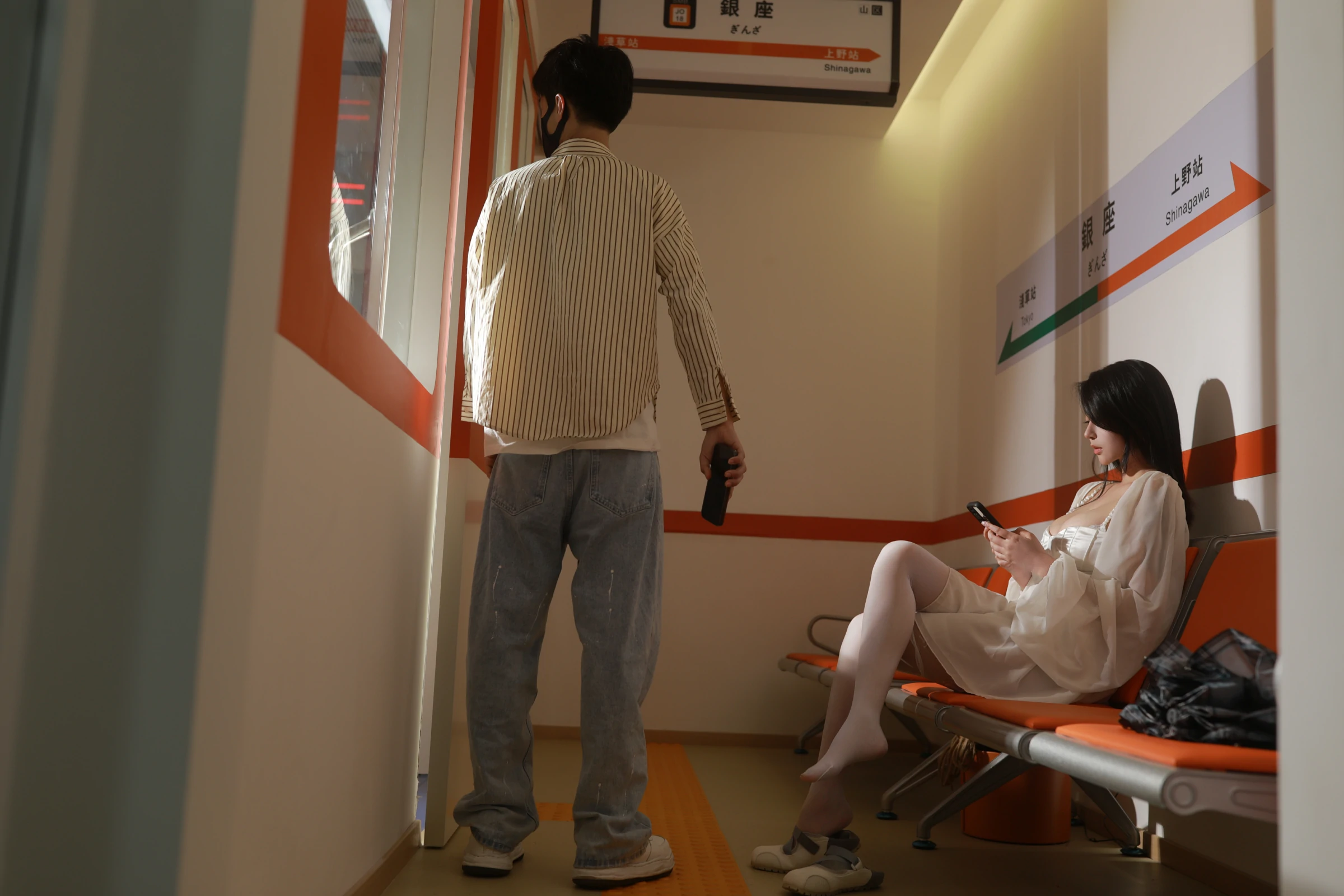 奈汐酱nice – 电车 [75P]