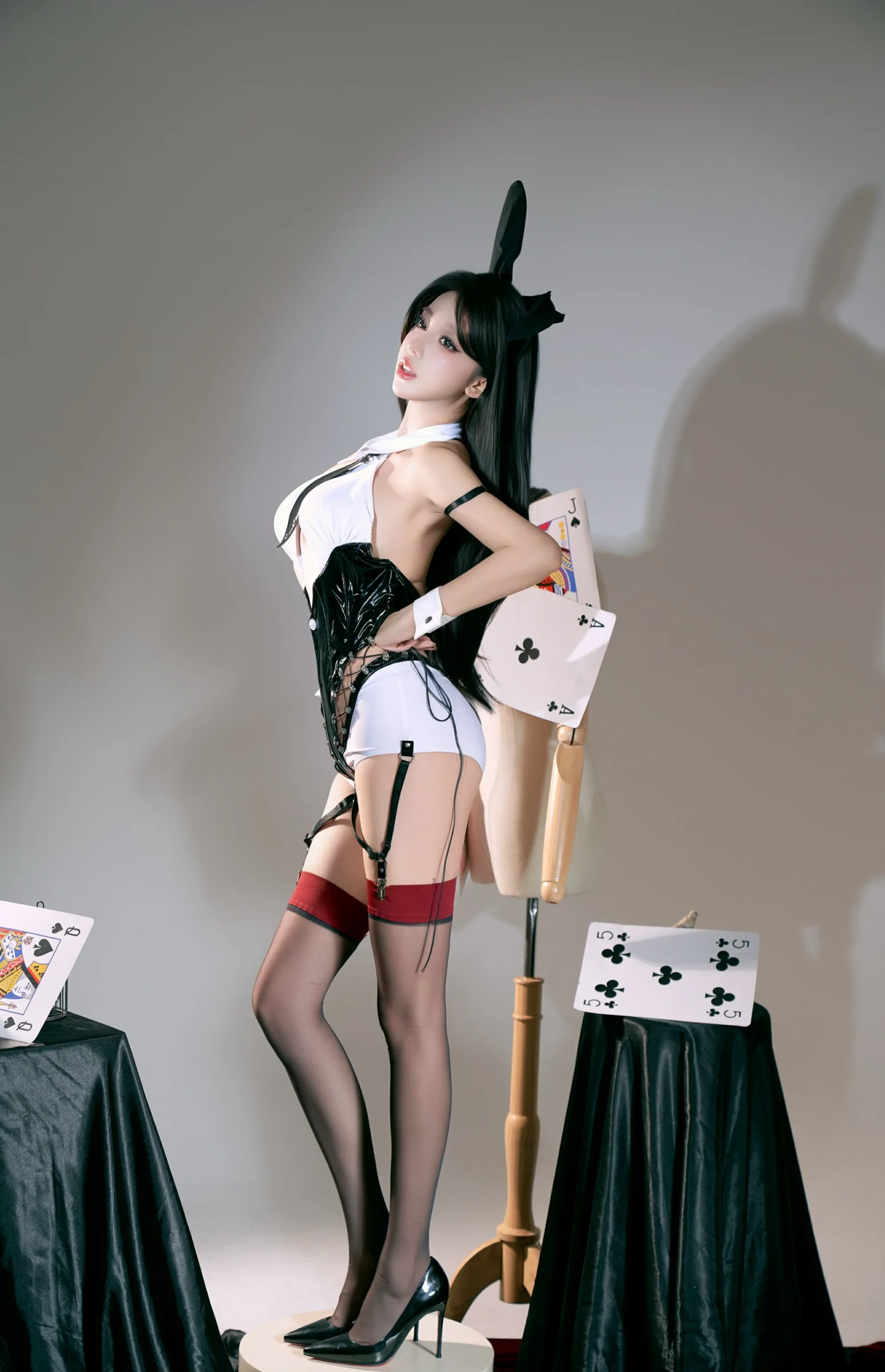 过期米线线喵 – 兔女郎 [49P]