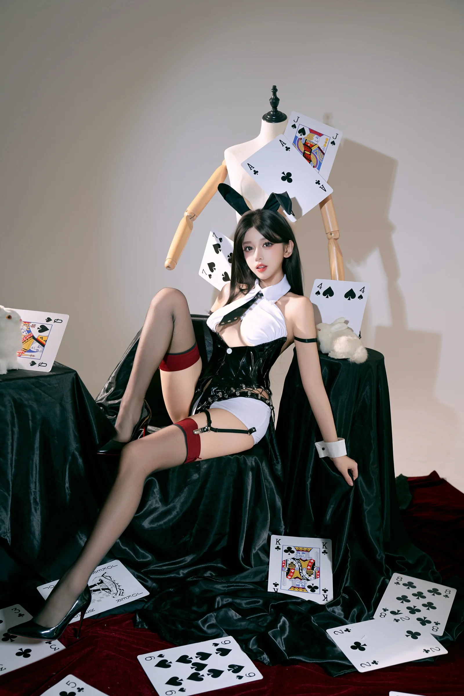 过期米线线喵 – 兔女郎 [49P]