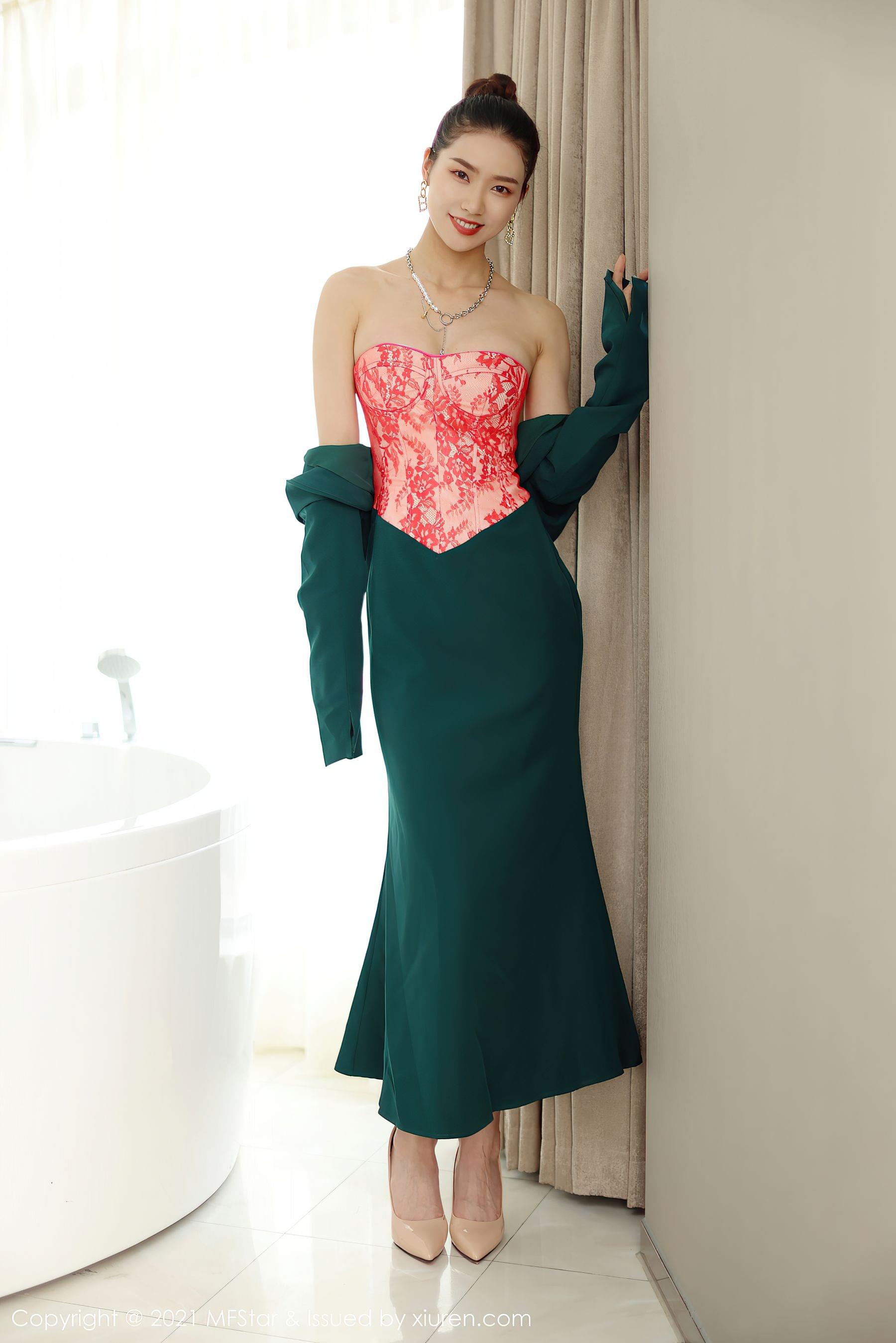 模范学院 Vol.500 方子萱