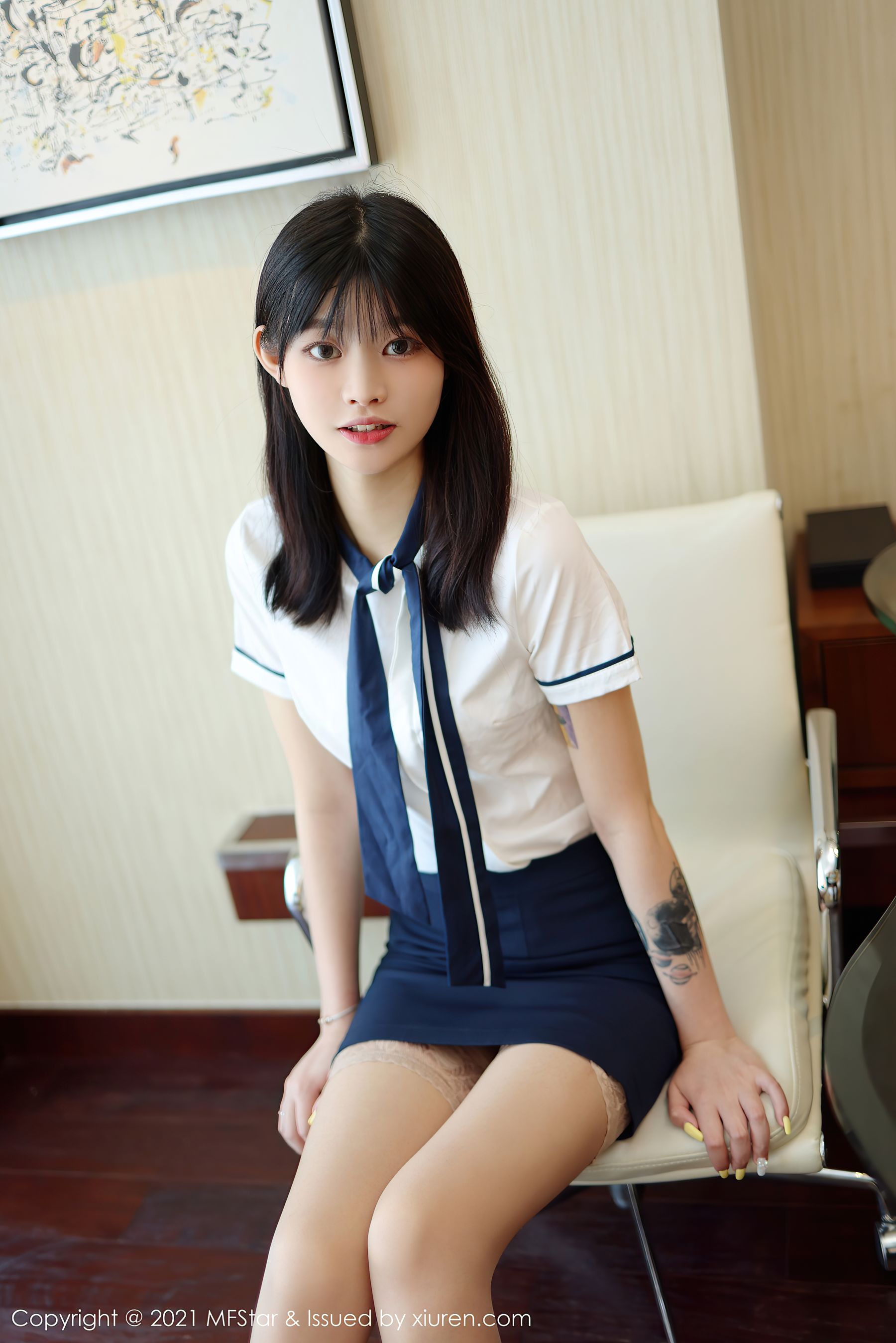 模范学院 Vol.516 77qiqi