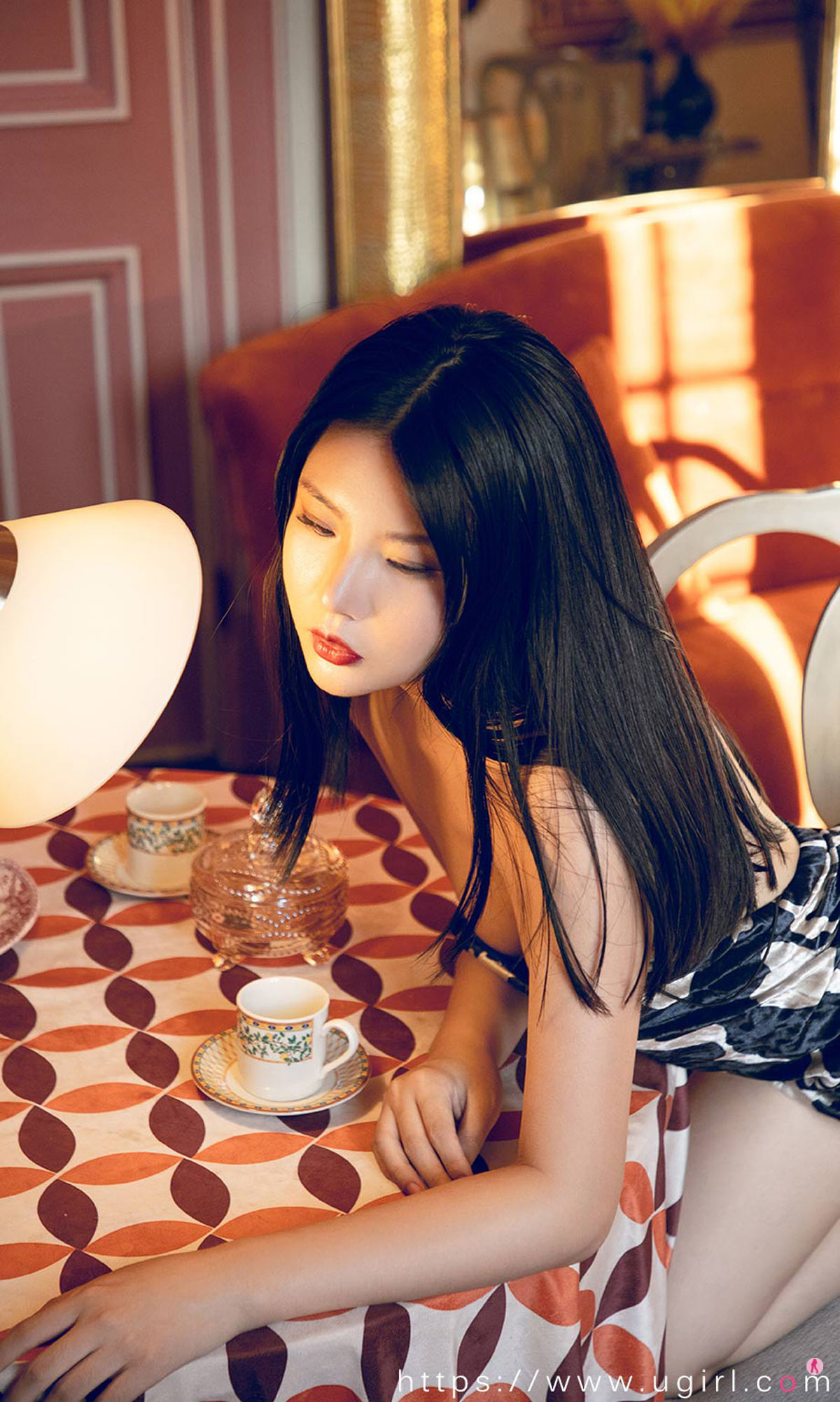 UGirls 爱尤物 No.1932 夏夏 心痒痒 [35P]