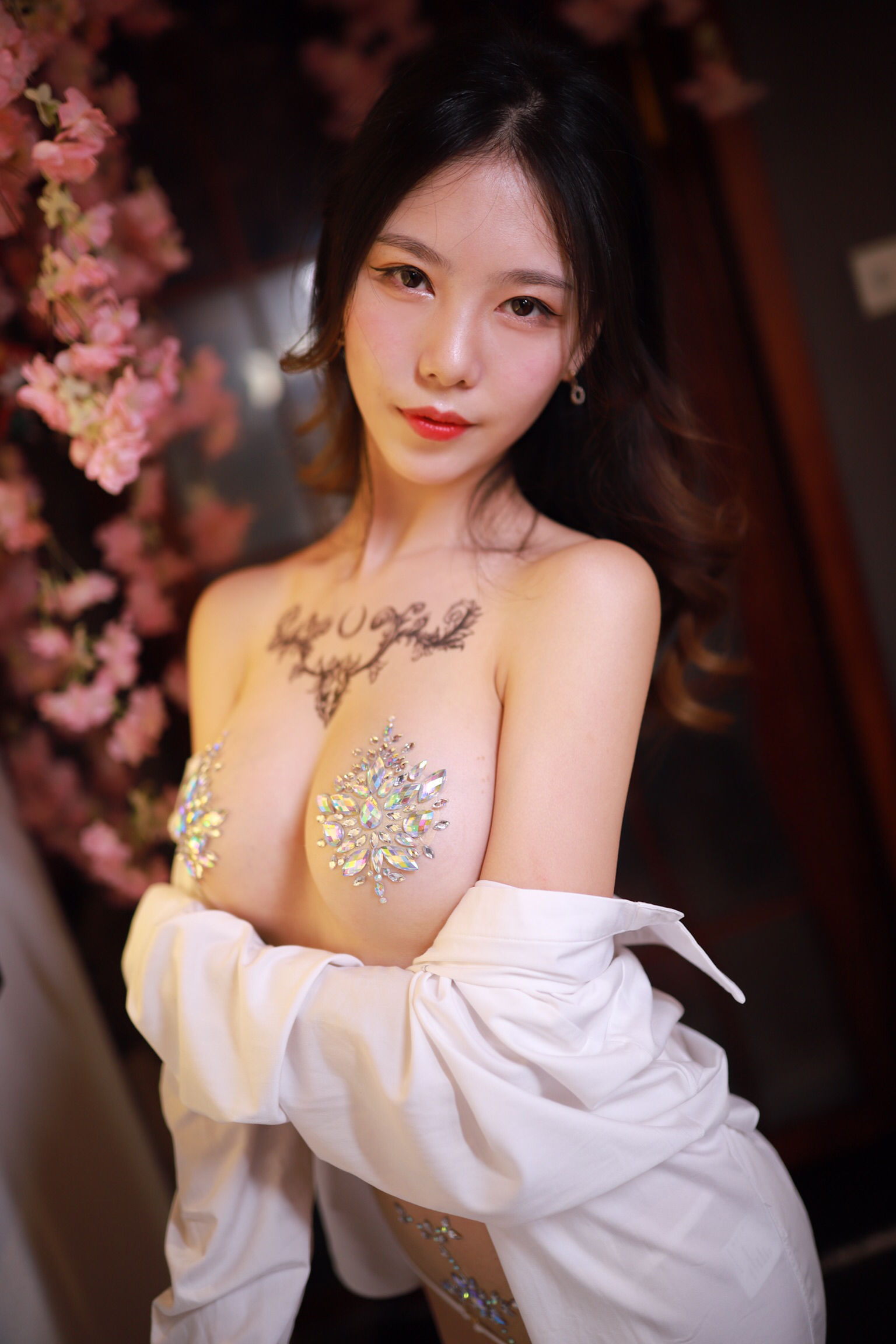 抖娘-利世 – 钻 [40P]