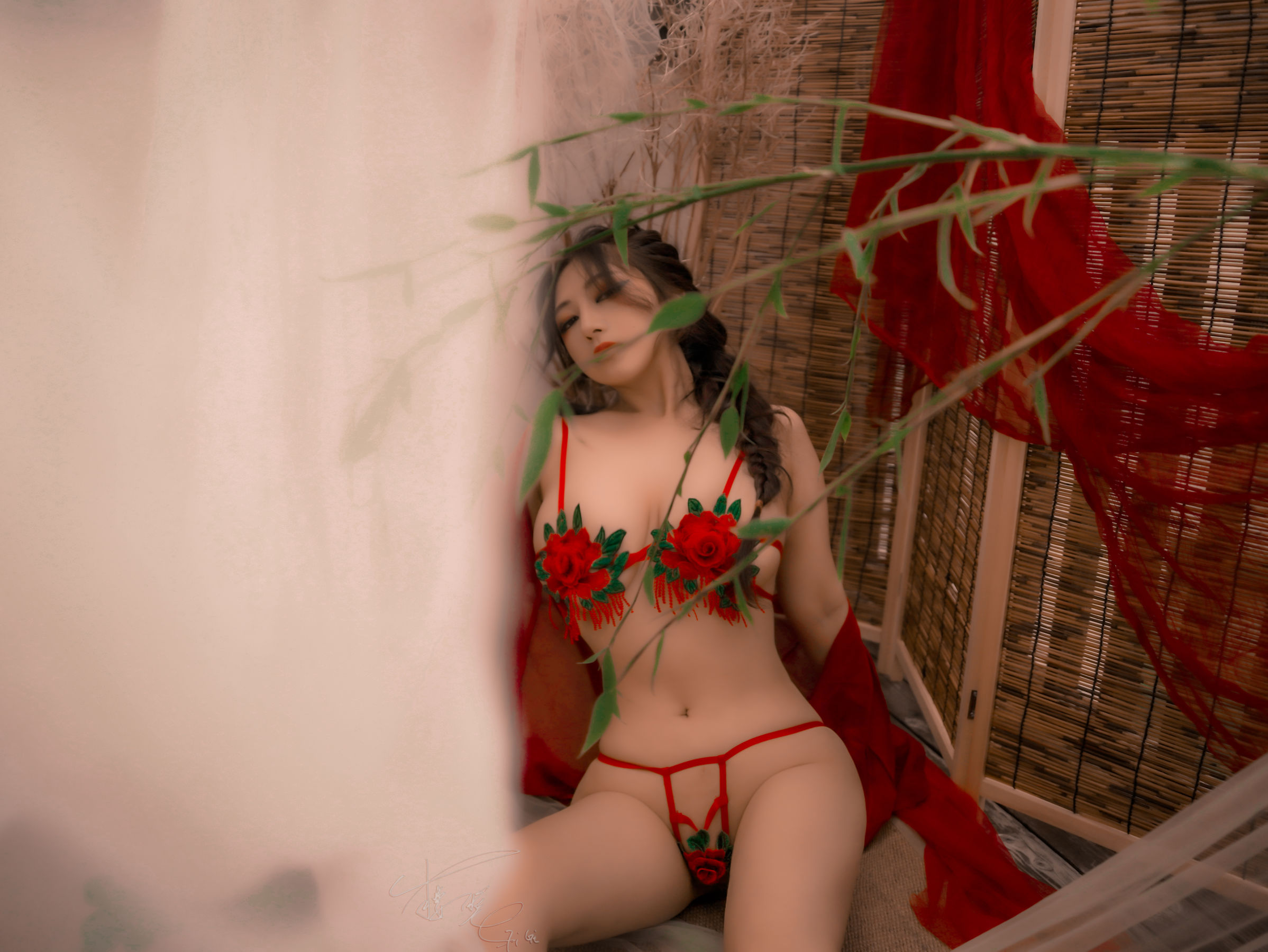 网络红人樱晚gigi – 胭花 [21P]