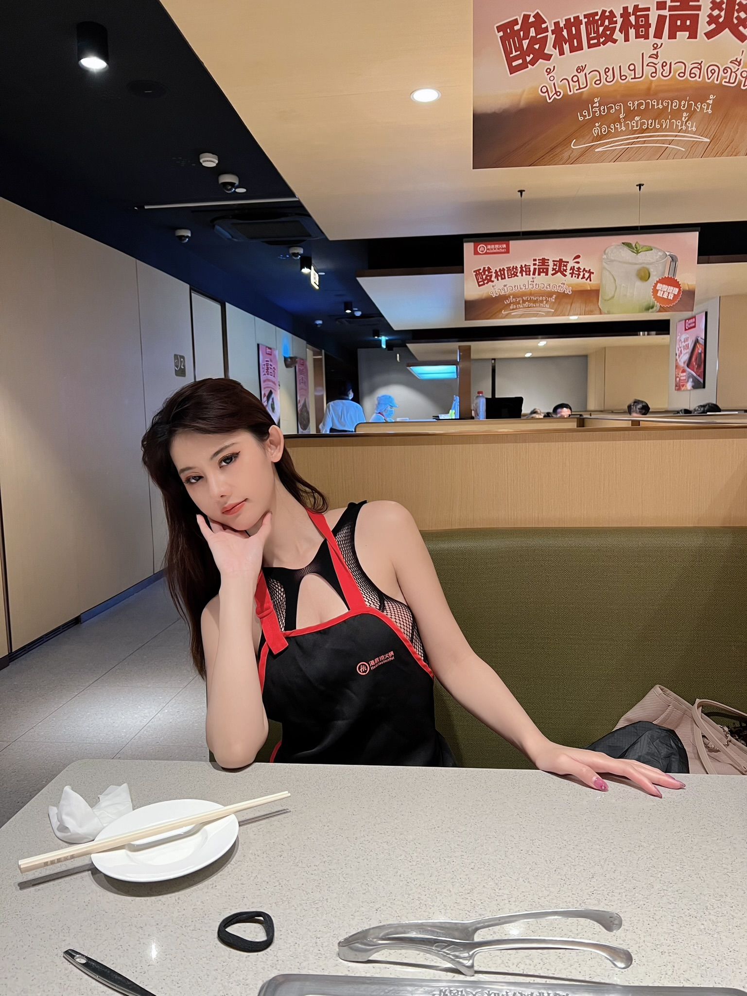 美女模特Azhua19970(阿朱啊) – 海底捞 [9P]