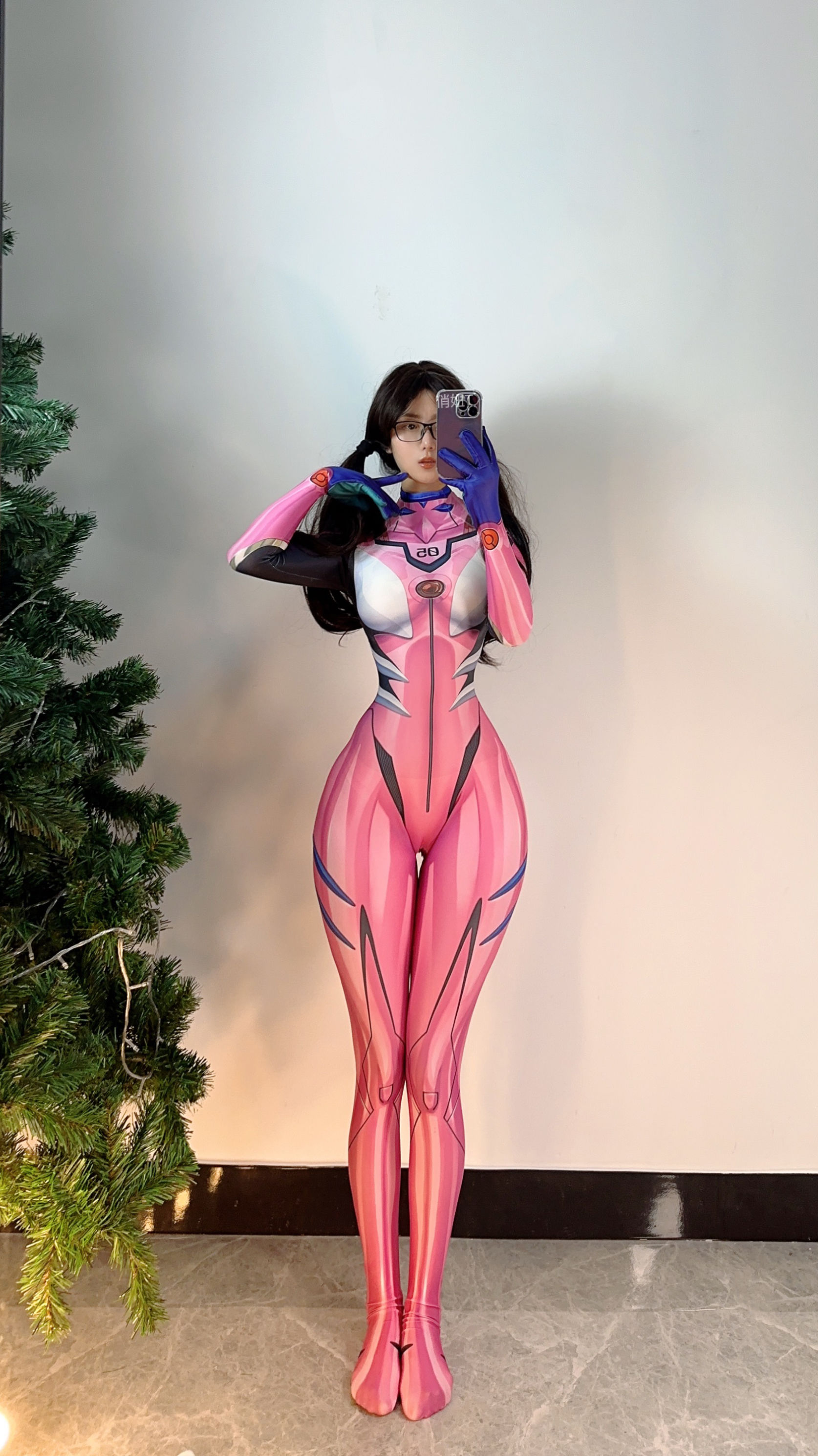 俏妞qiaoniuTT – 紧身连体 [12P]