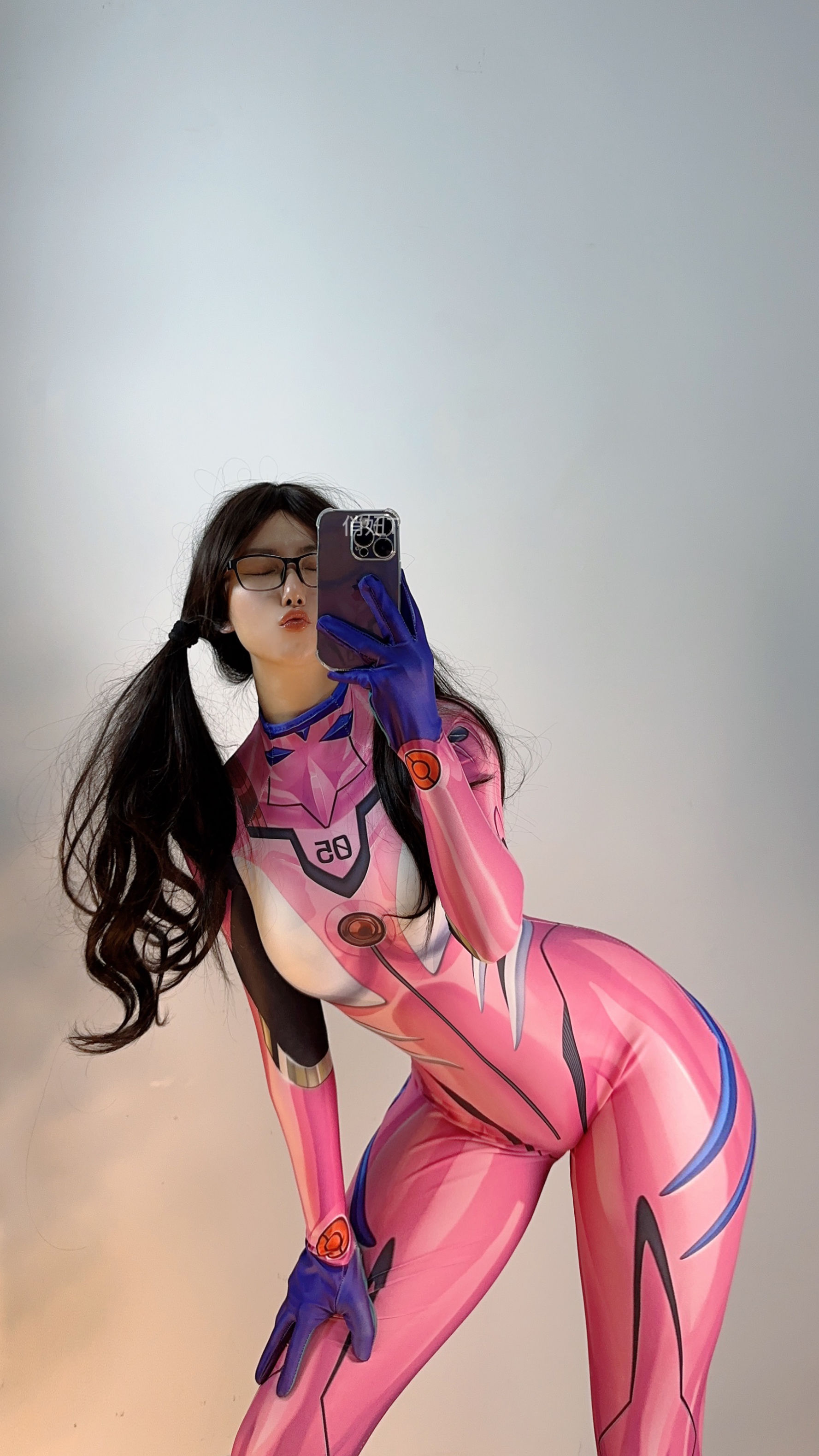 俏妞qiaoniuTT – 紧身连体 [12P]